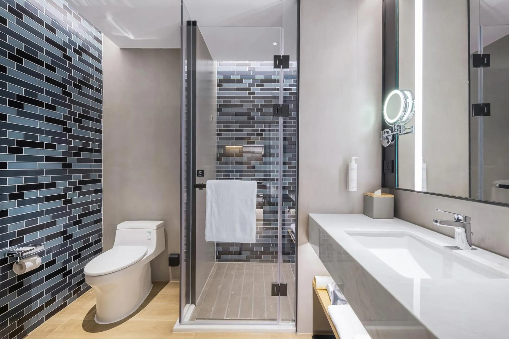 Shower in Fairfield by Marriott Shenzhen Dameisha