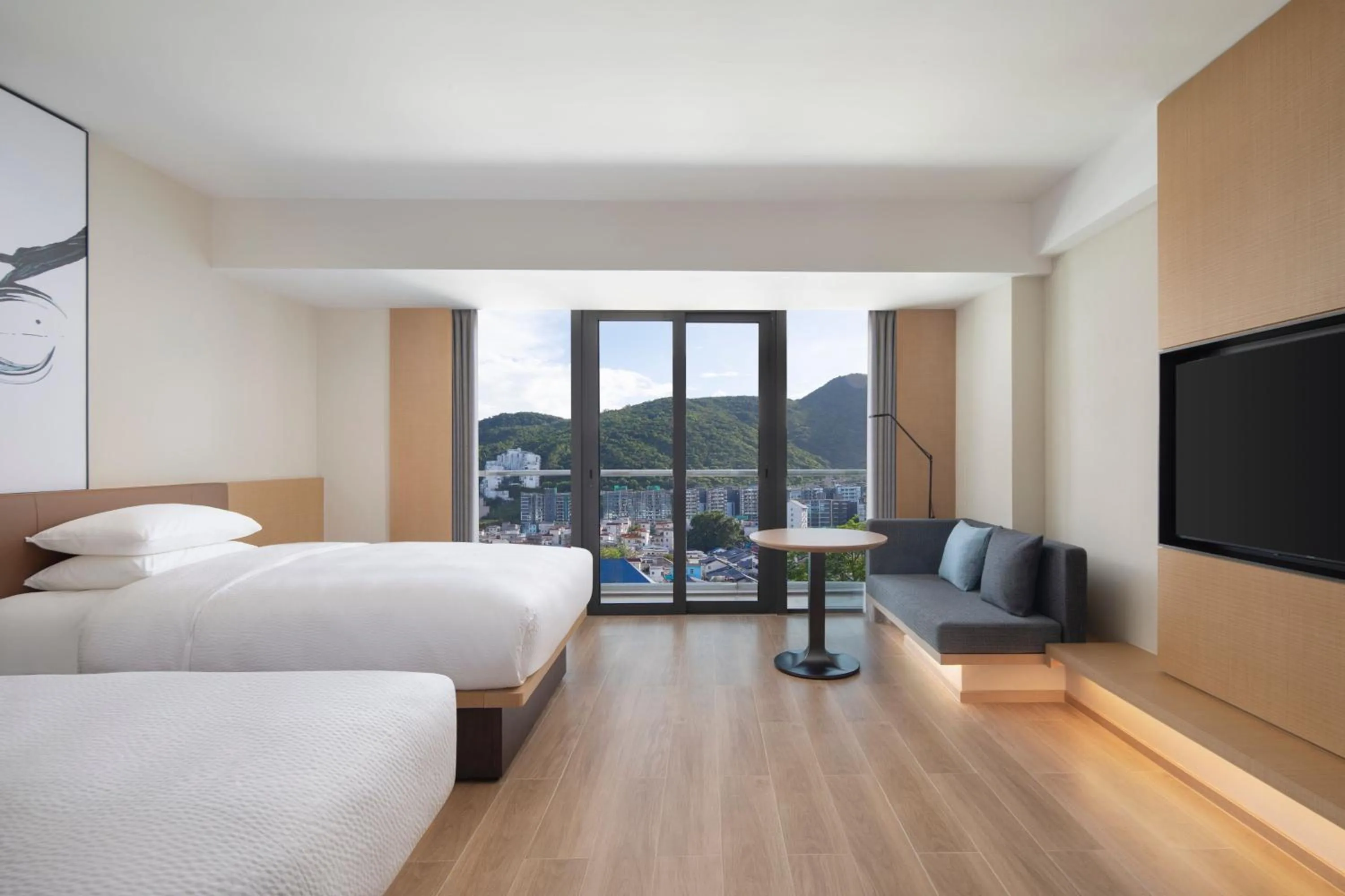 Photo of the whole room, Bed in Fairfield by Marriott Shenzhen Dameisha