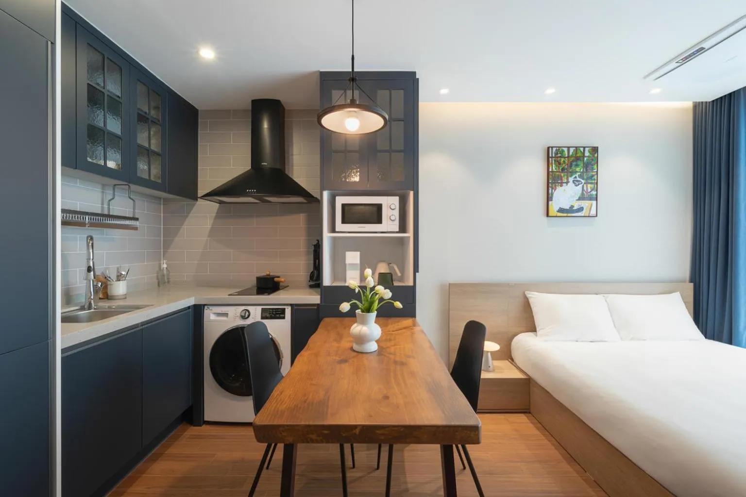 Photo of the whole room, Bed in Urbanstay Siheung Geobukseom