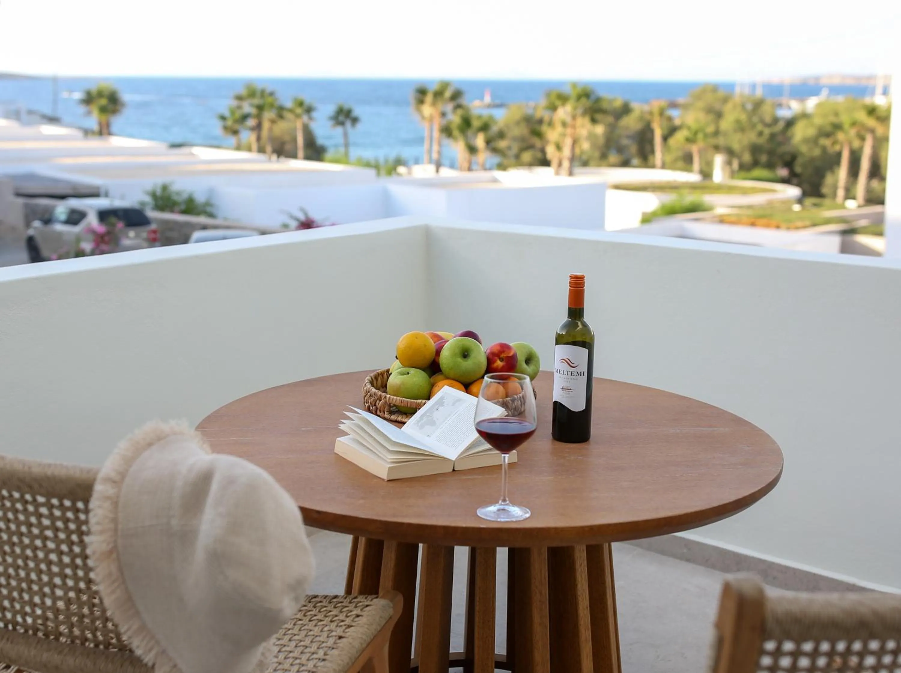 Day in La Maltese Boutique Paros