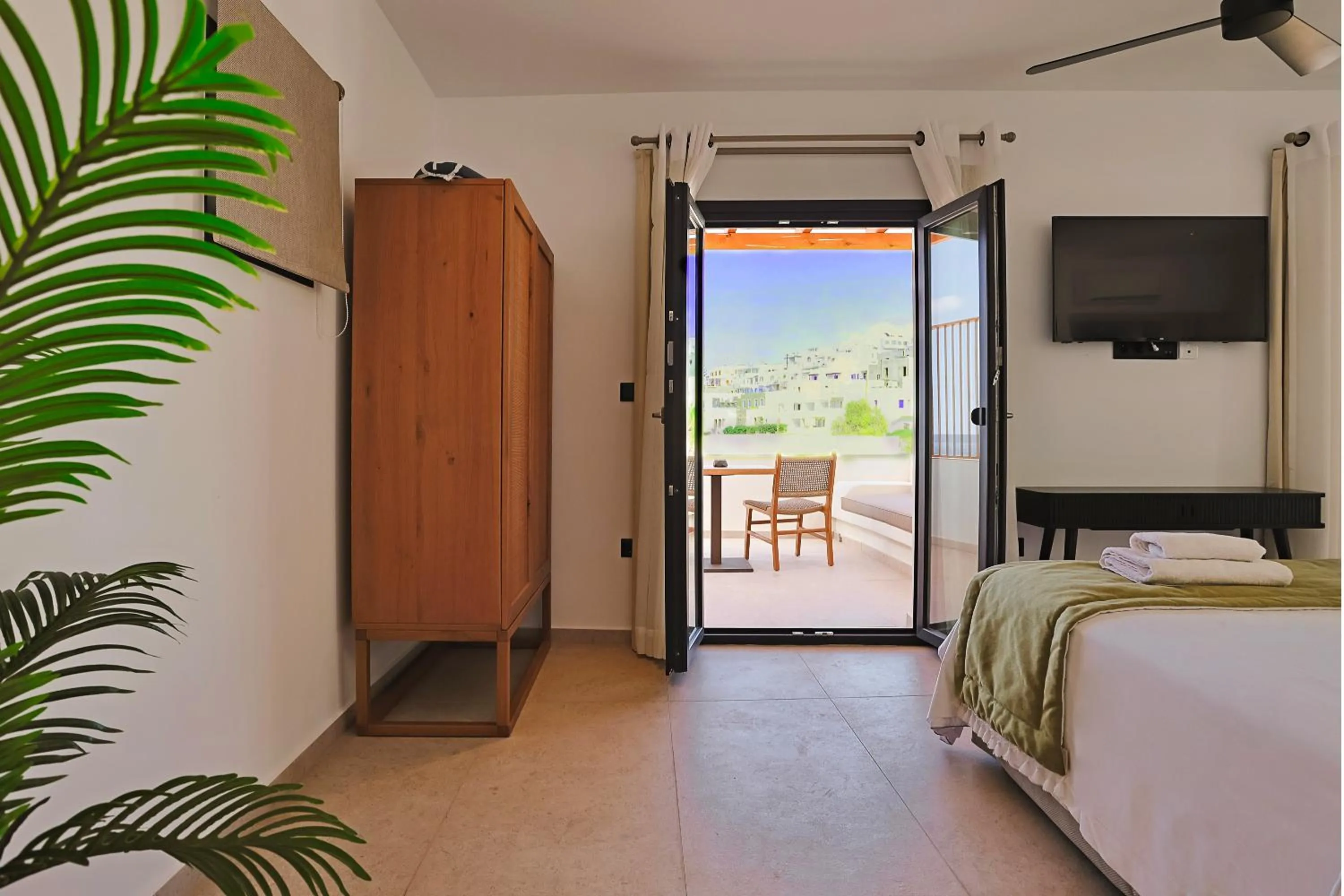 Bedroom, Bed in La Maltese Boutique Paros