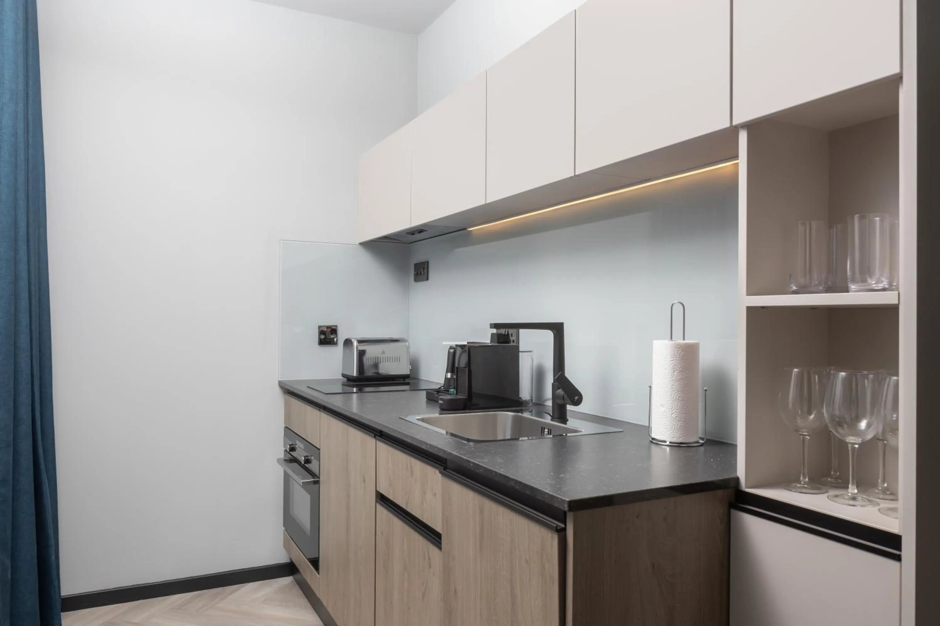 Kitchen or kitchenette in Residence Inn by Marriott Cork