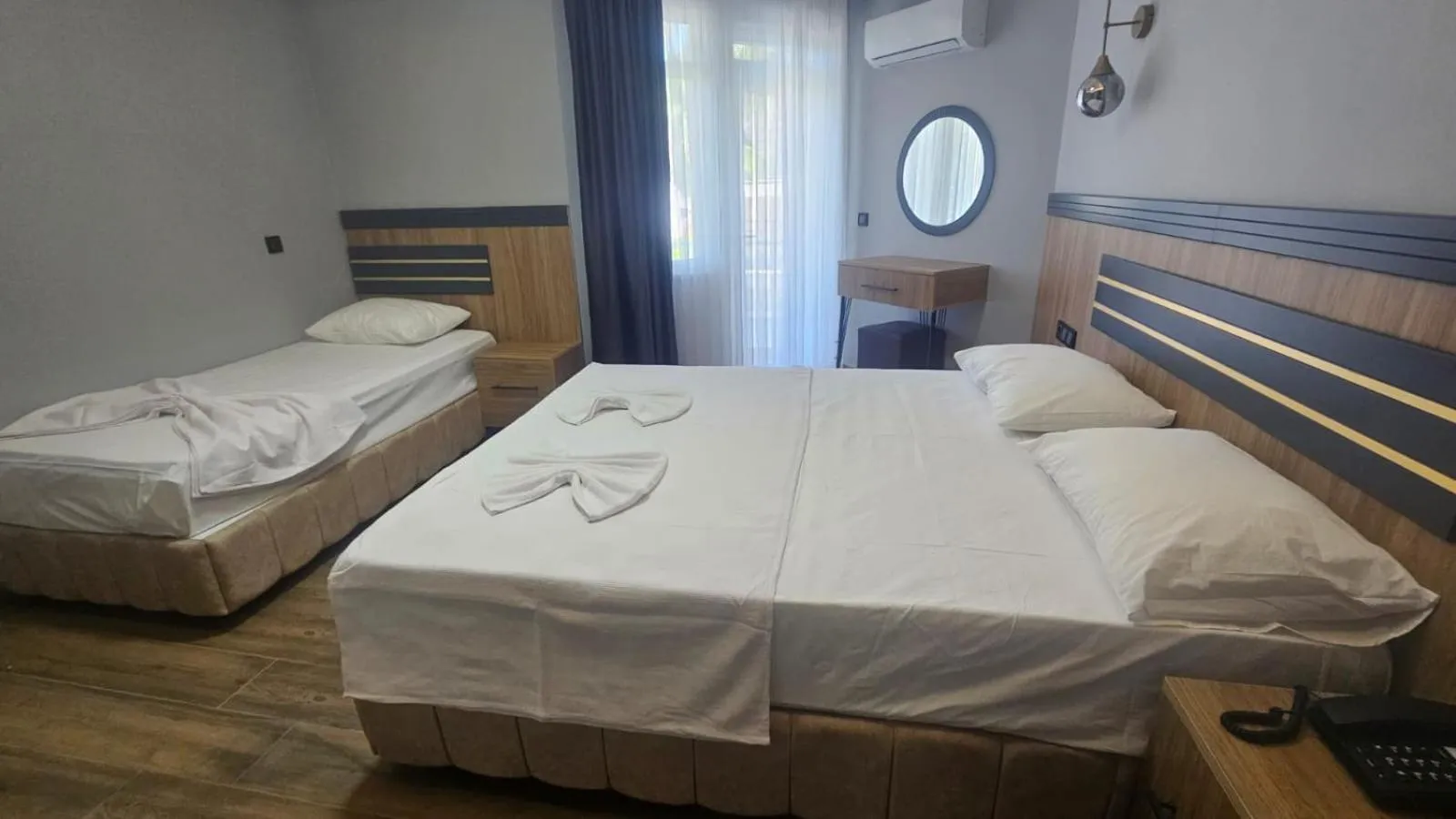 Photo of the whole room, Bed in Mimoza Konyaaltı