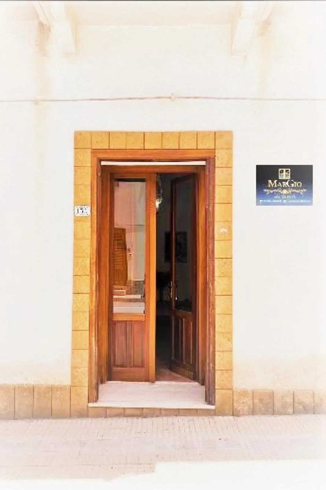 Facade/entrance in MarGio apartments