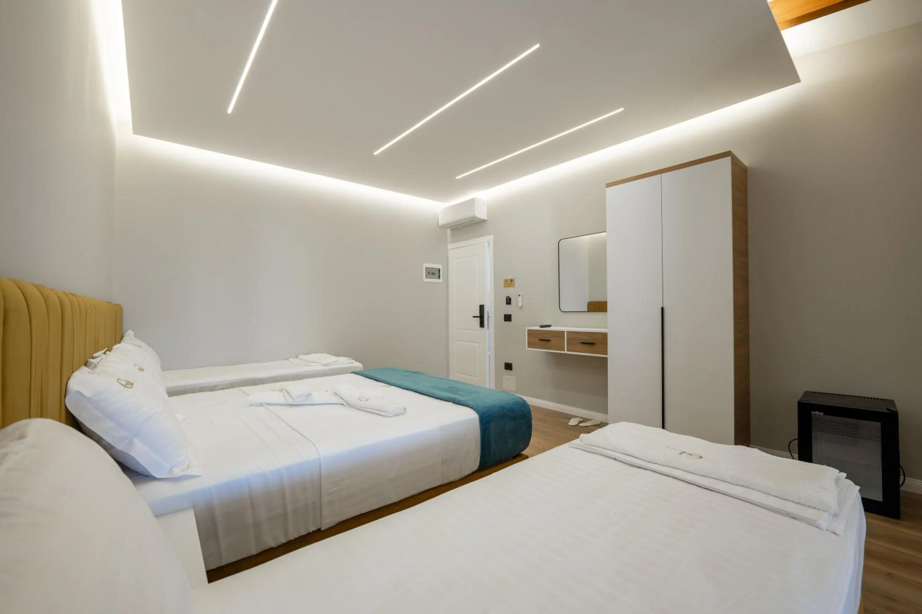 Bed in Golemi Lux Hotel