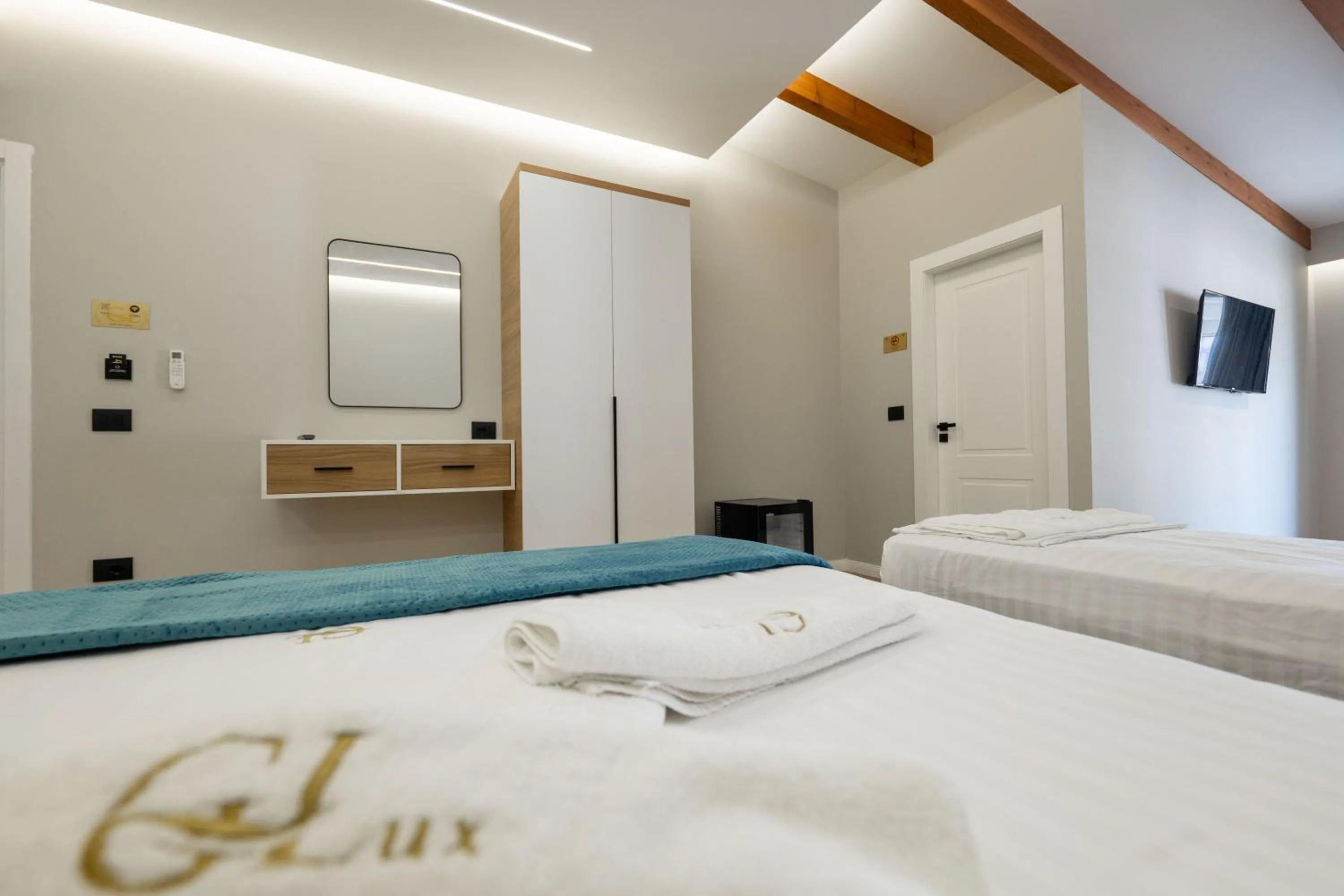 Bed in Golemi Lux Hotel