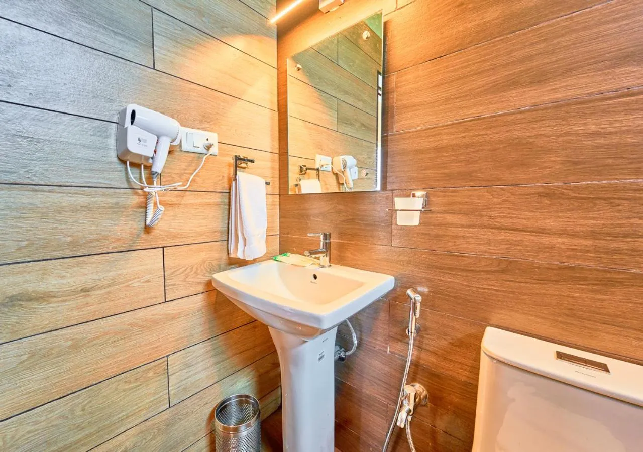 Shower in AJ Gable Clouds Ooty by VOYE HOMES - Serene Stay Near Avalanche Emerald Lake