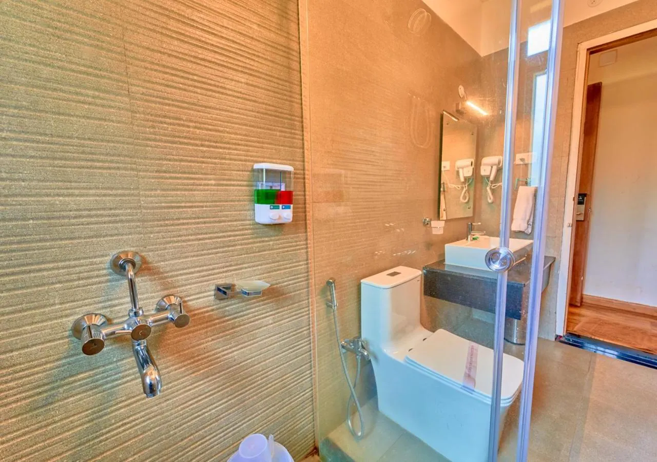 Shower in AJ Gable Clouds Ooty by VOYE HOMES - Serene Stay Near Avalanche Emerald Lake