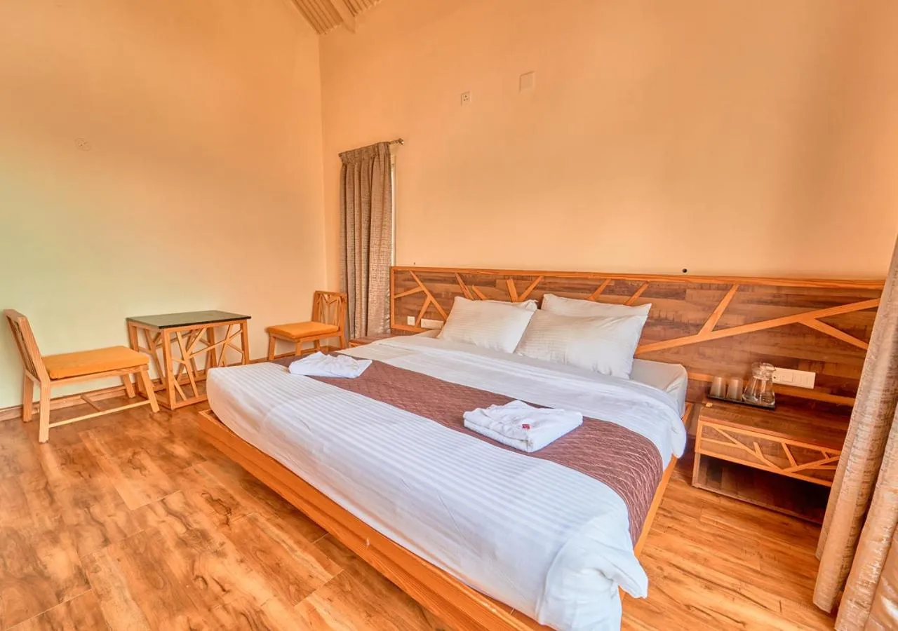 Bed in AJ Gable Clouds Ooty by VOYE HOMES - Serene Stay Near Avalanche Emerald Lake