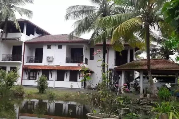 Property building in Lagoonvilla hotel