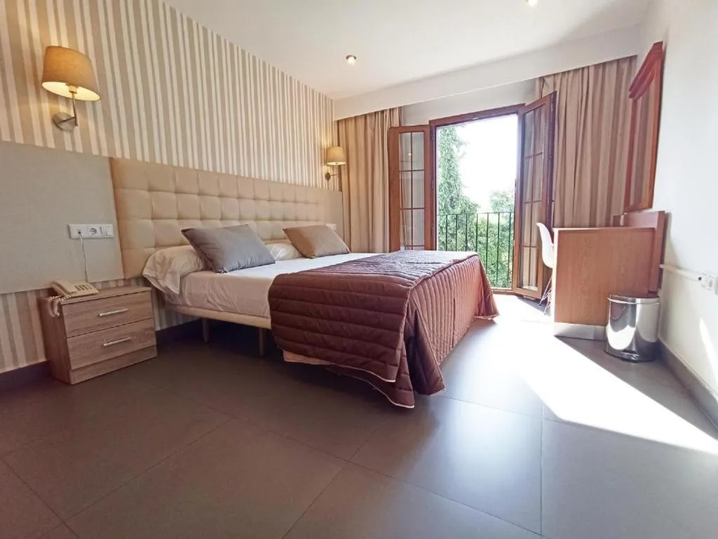 Bed in Hotel Rambla Emérita, centro ciudad