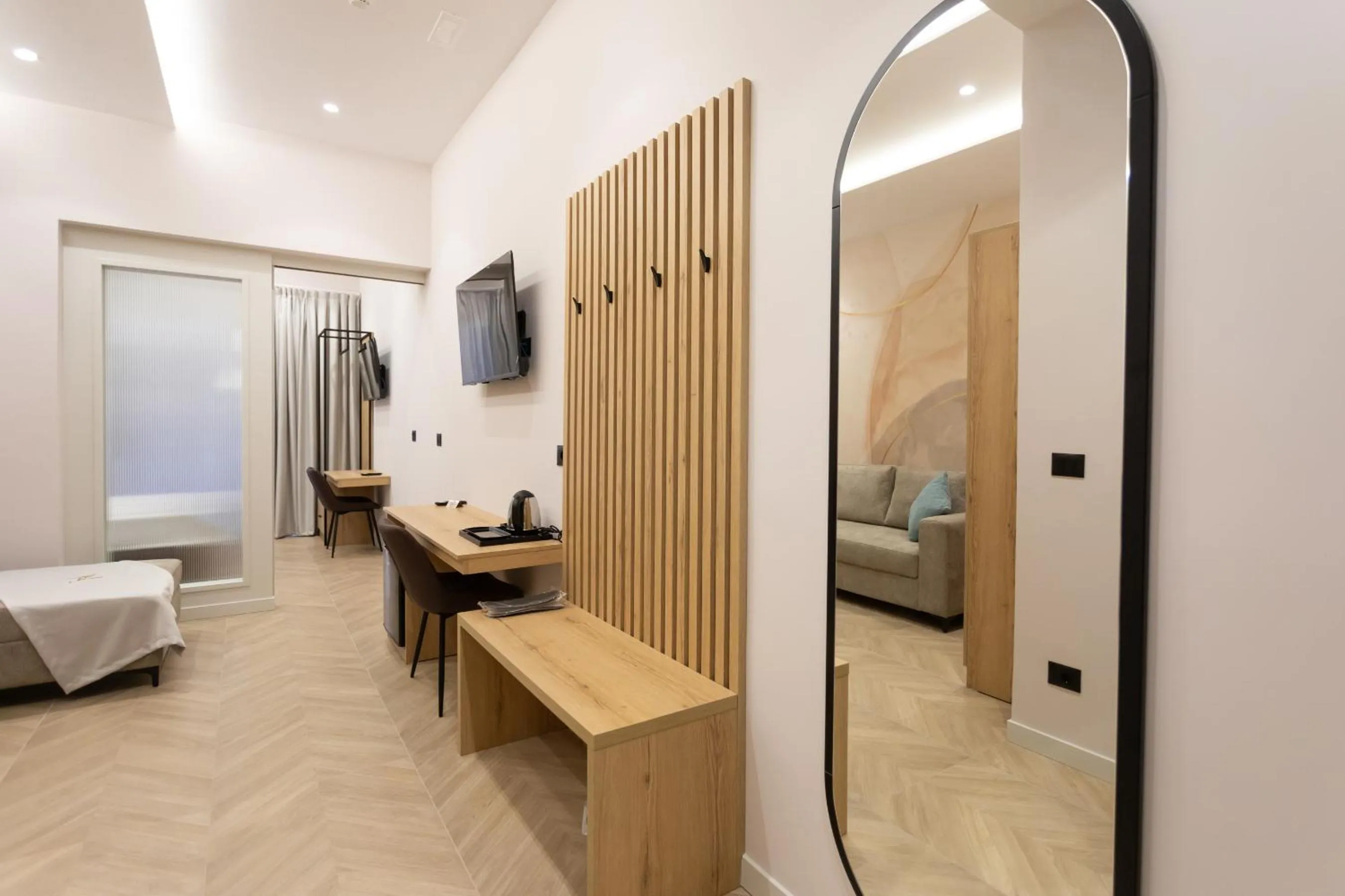 Living room, Bed in Nayel Hotel