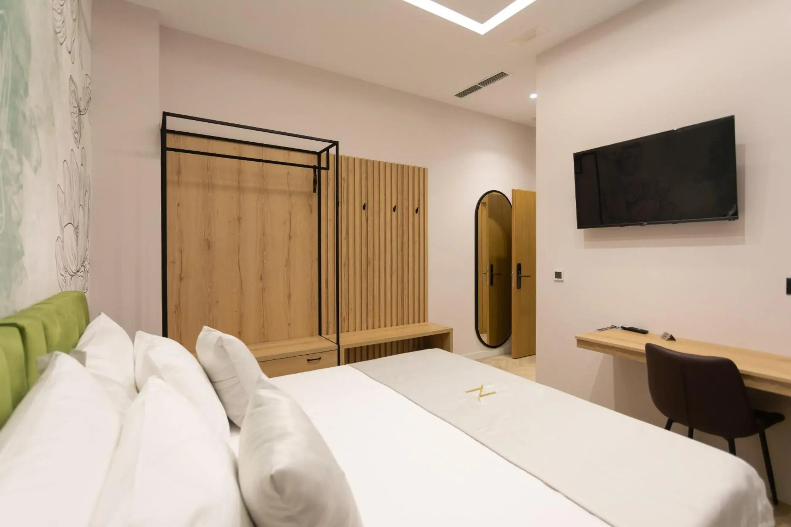 Deluxe Double or Twin Room in Nayel Hotel Deluxe Double or Twin Room in Nayel Hotel