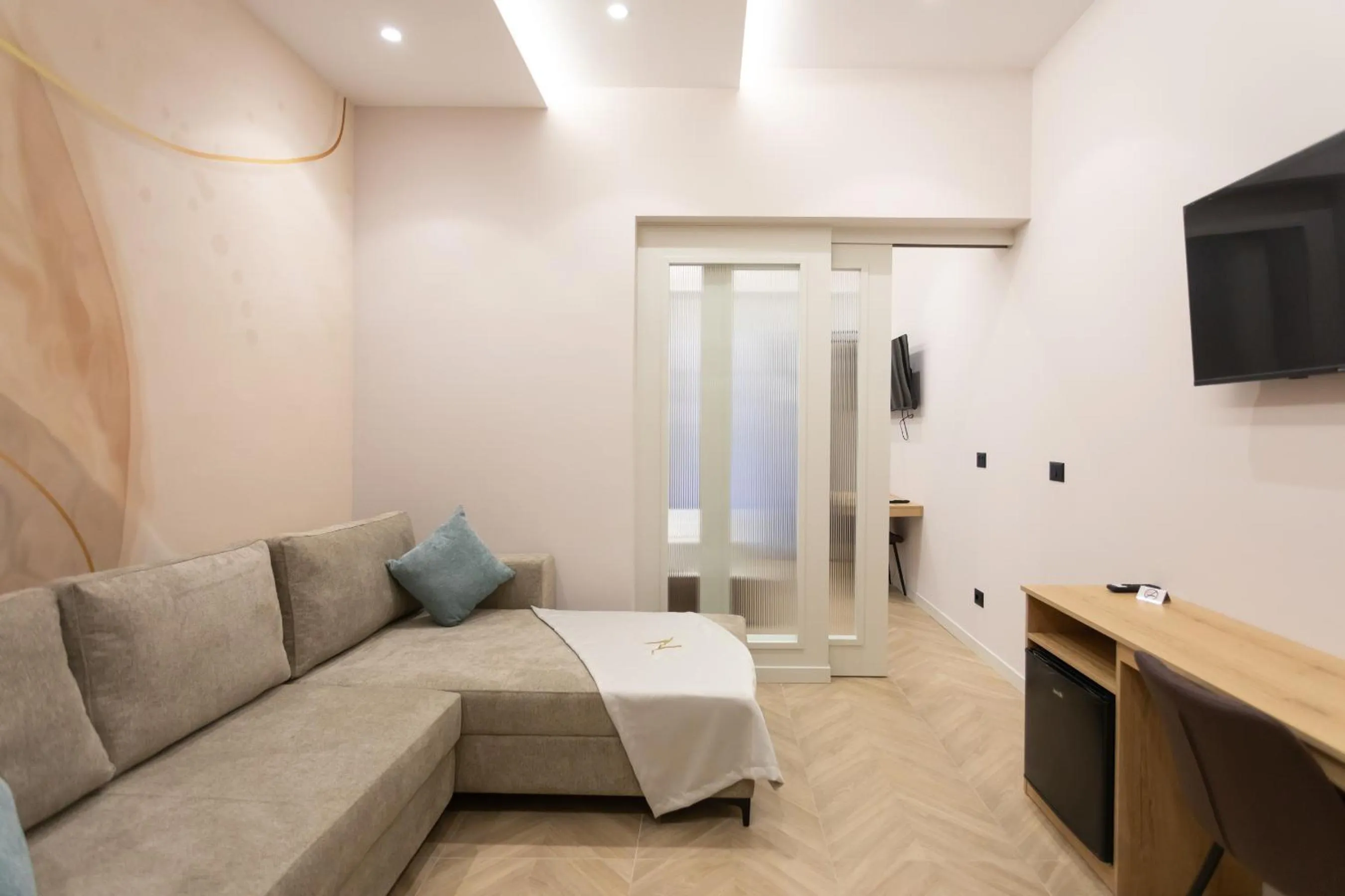 TV and multimedia in Nayel Hotel