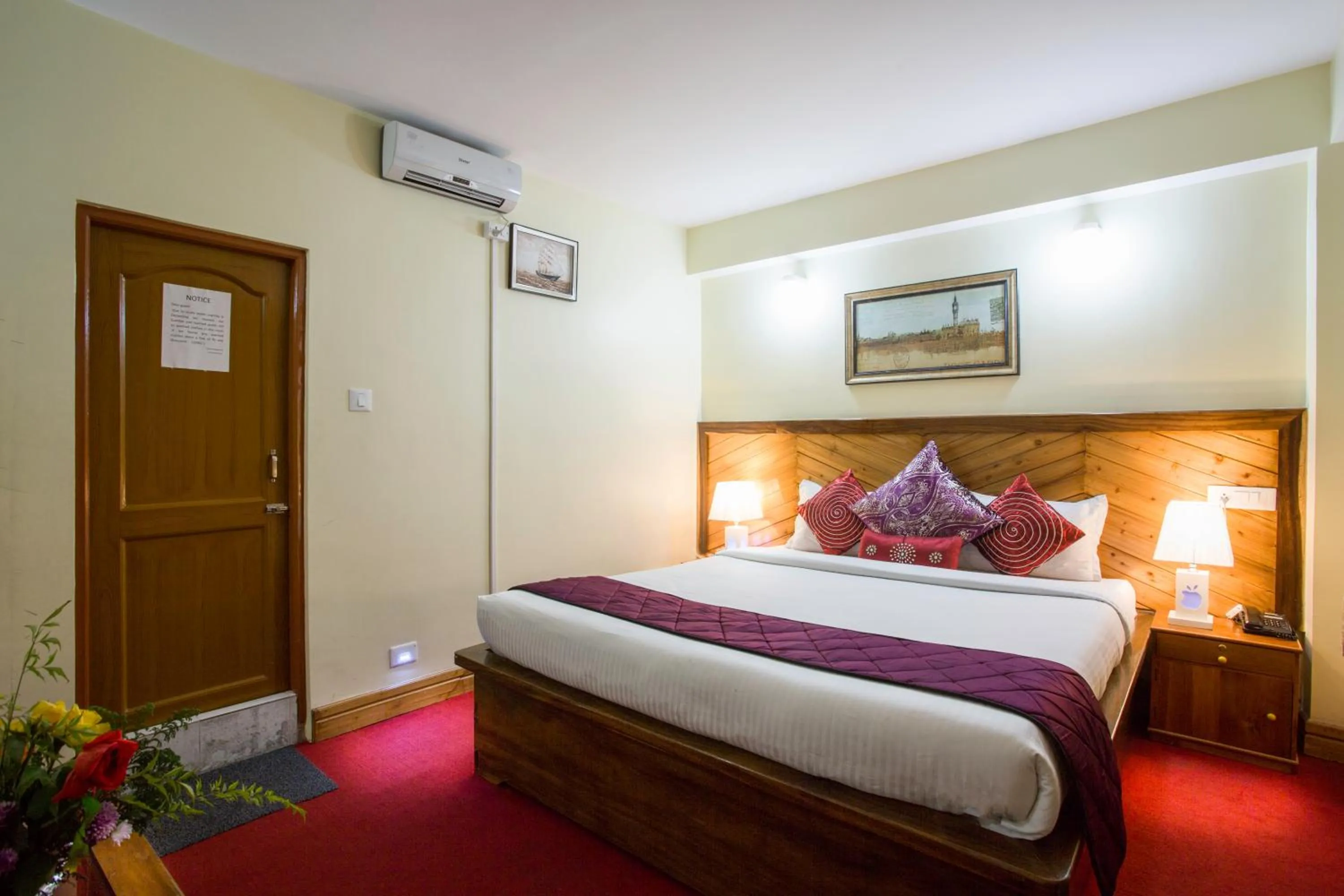 Bathroom in Hotel White Yak