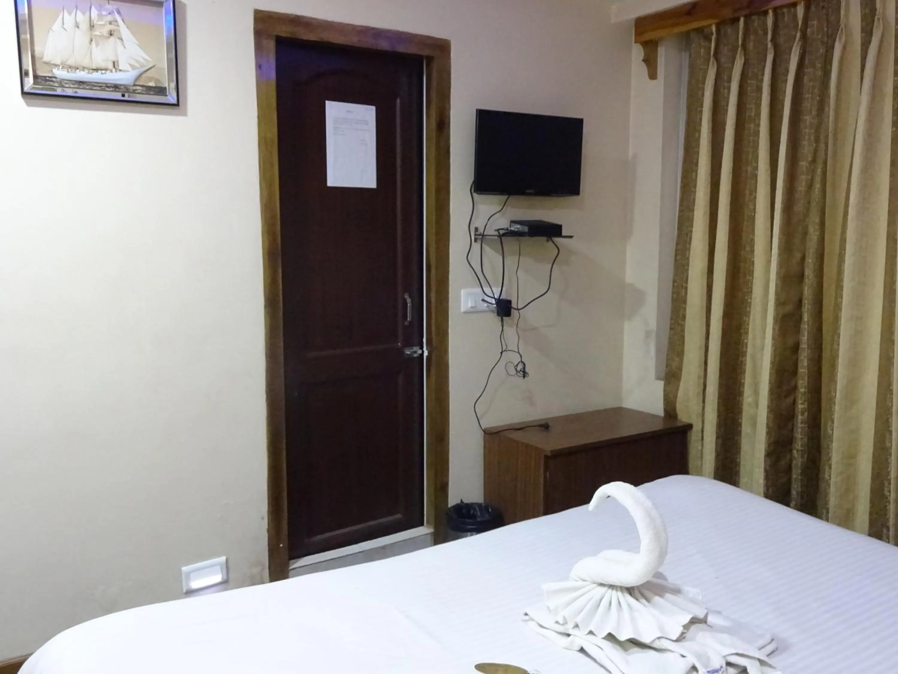 TV and multimedia in Hotel White Yak