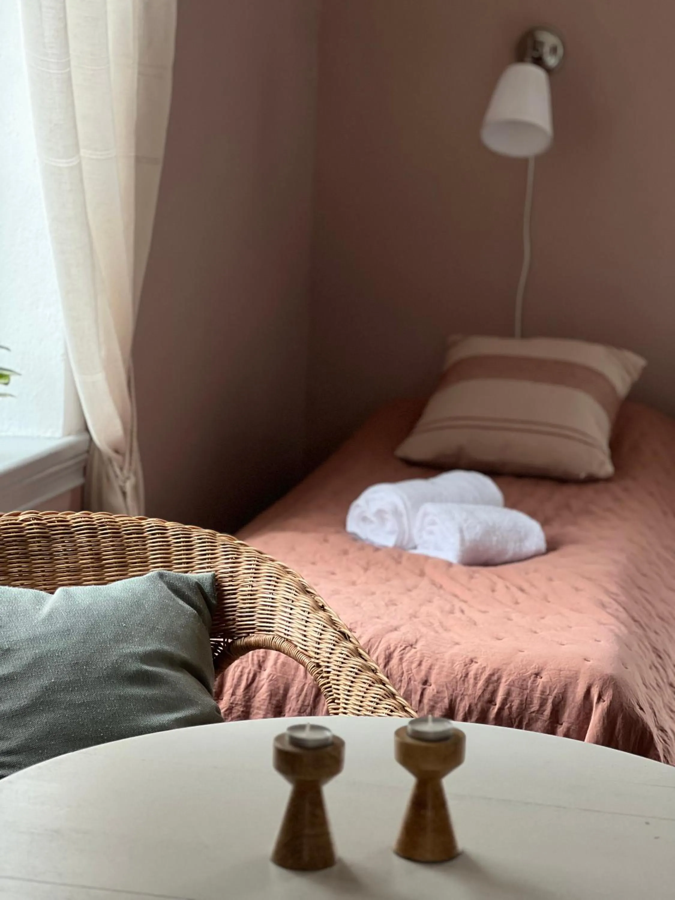 Bedroom, Bed in Svabesholms Kungsgårds B&B och Pensionat Stenshuvud