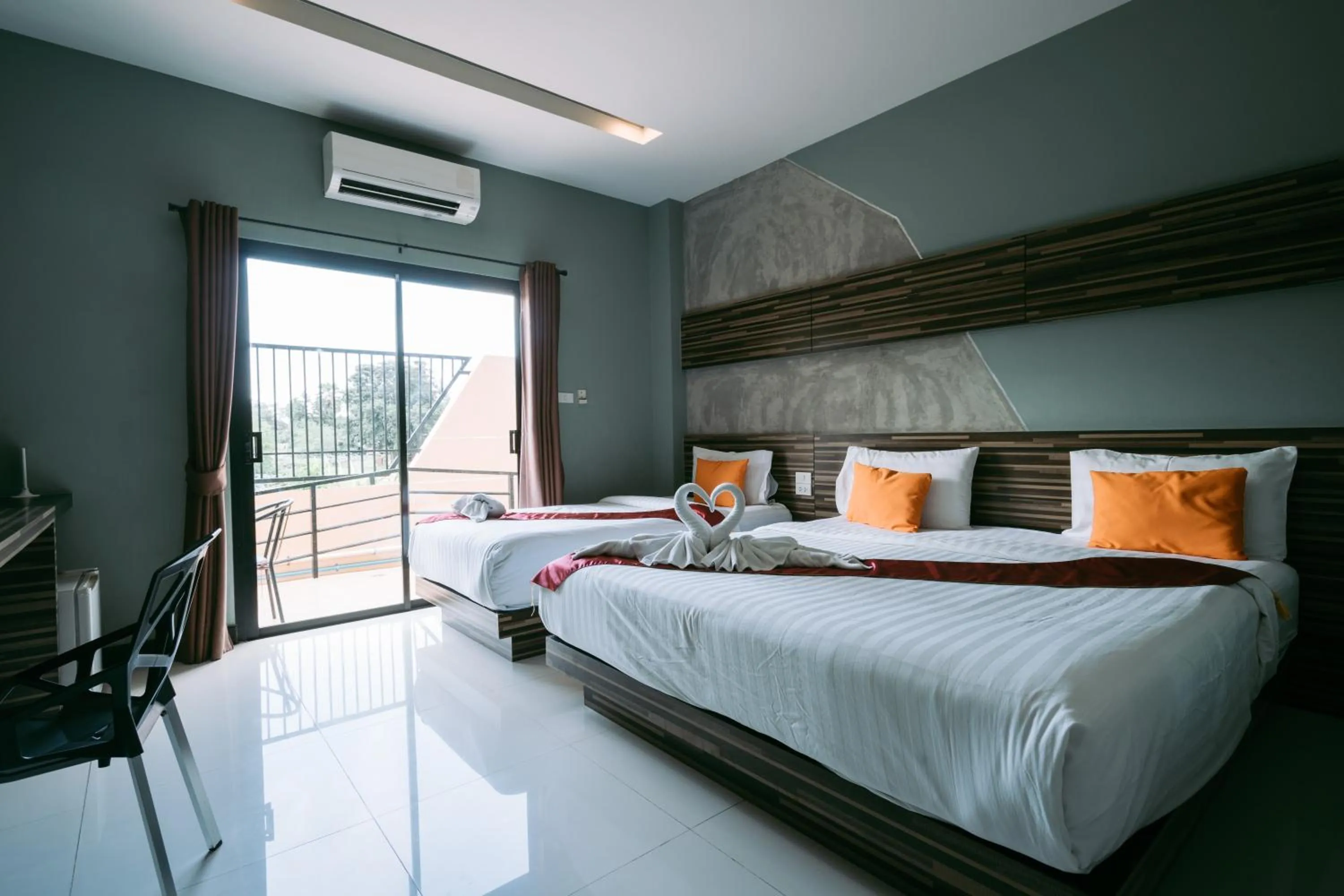 Patio, Bed in Ray Hotel Buriram