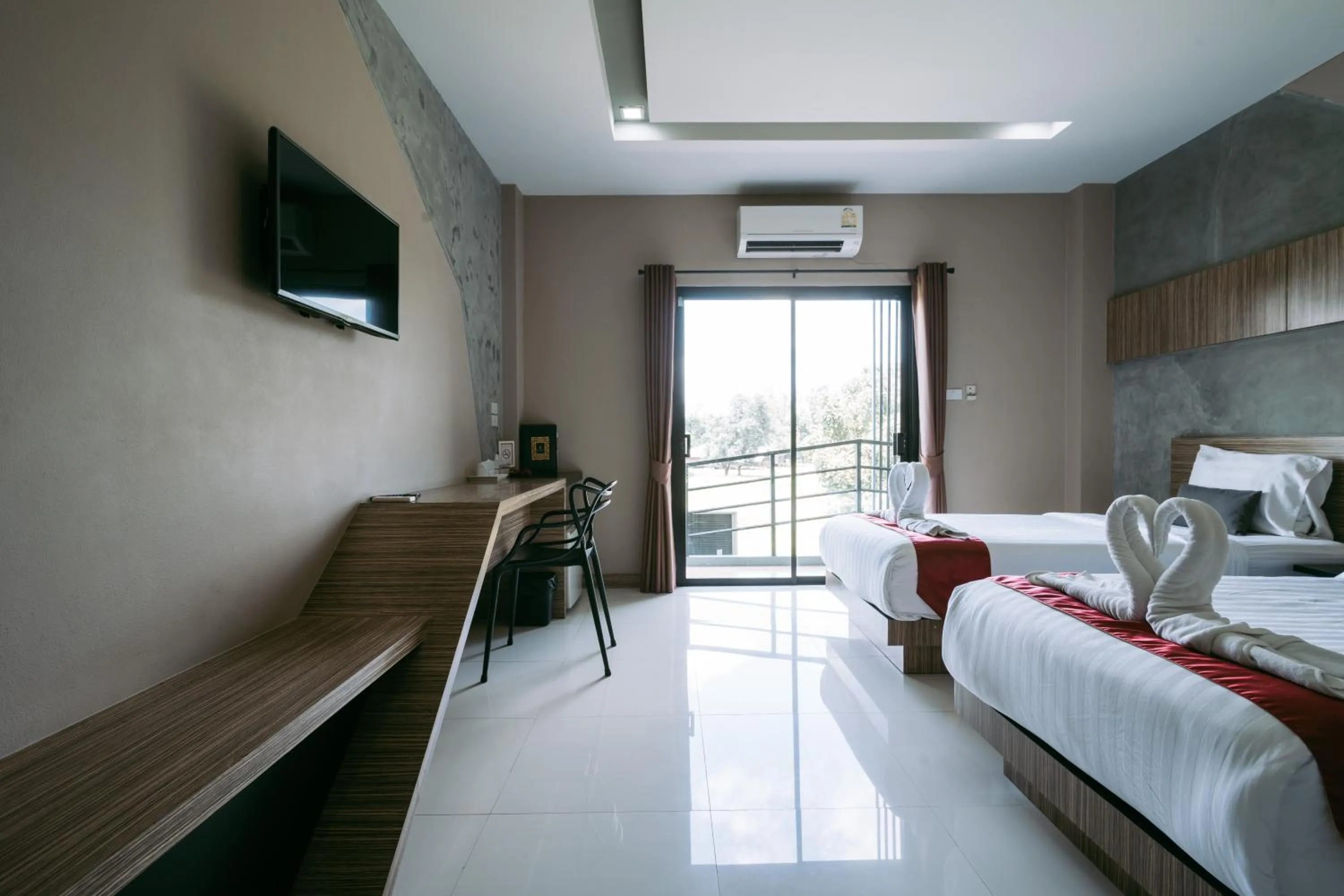 TV and multimedia, Bed in Ray Hotel Buriram