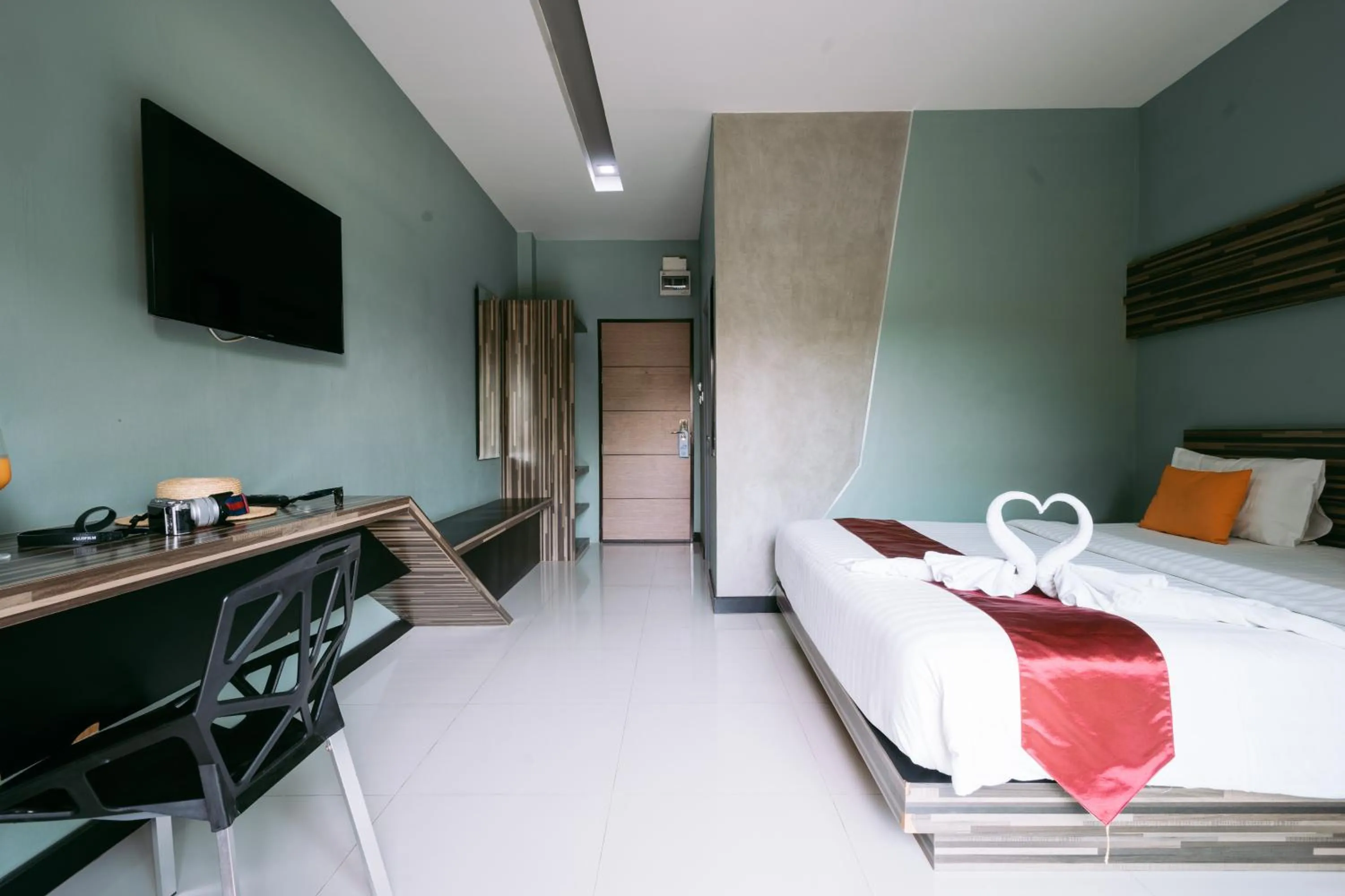 TV and multimedia, Bed in Ray Hotel Buriram
