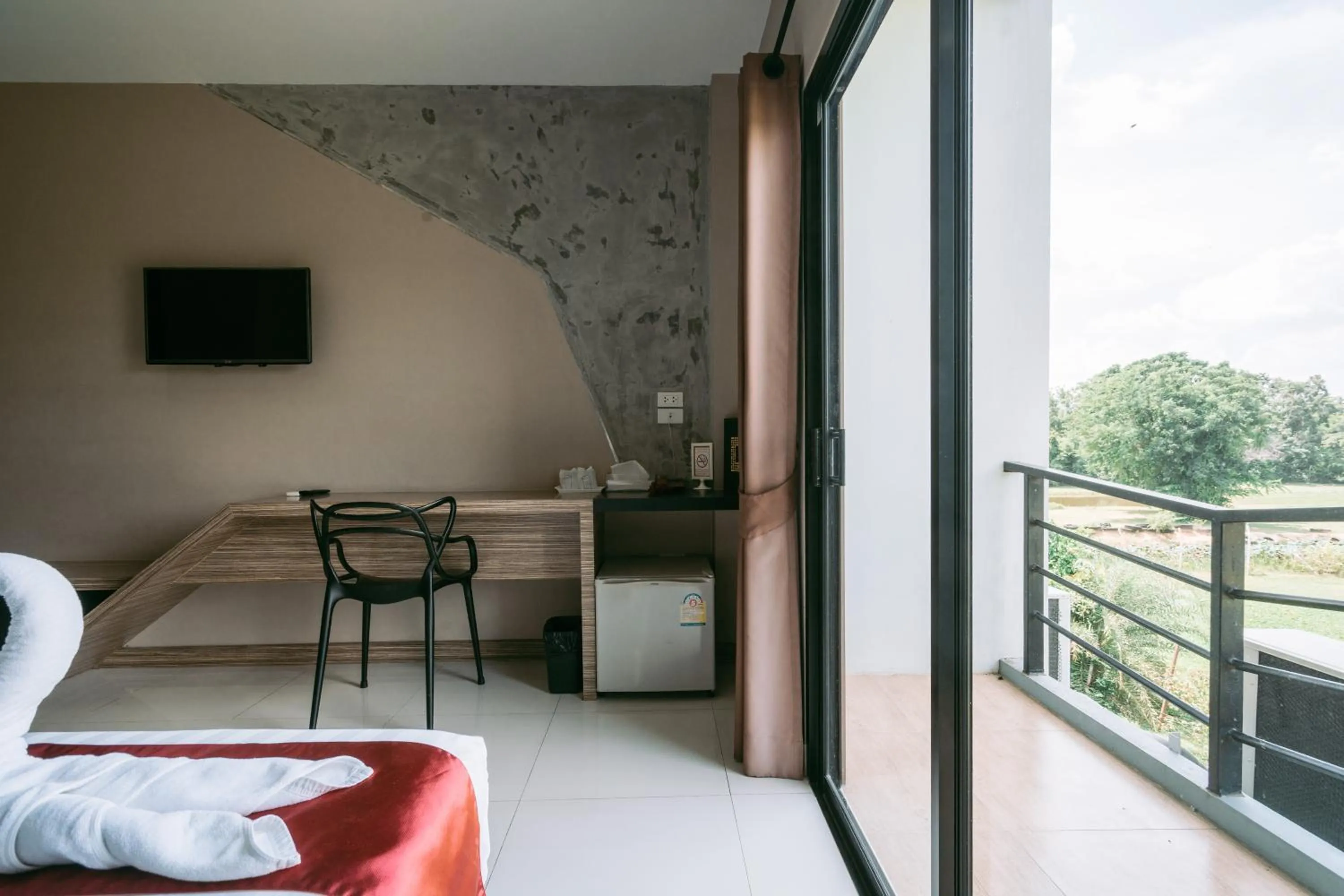 TV and multimedia, Bed in Ray Hotel Buriram