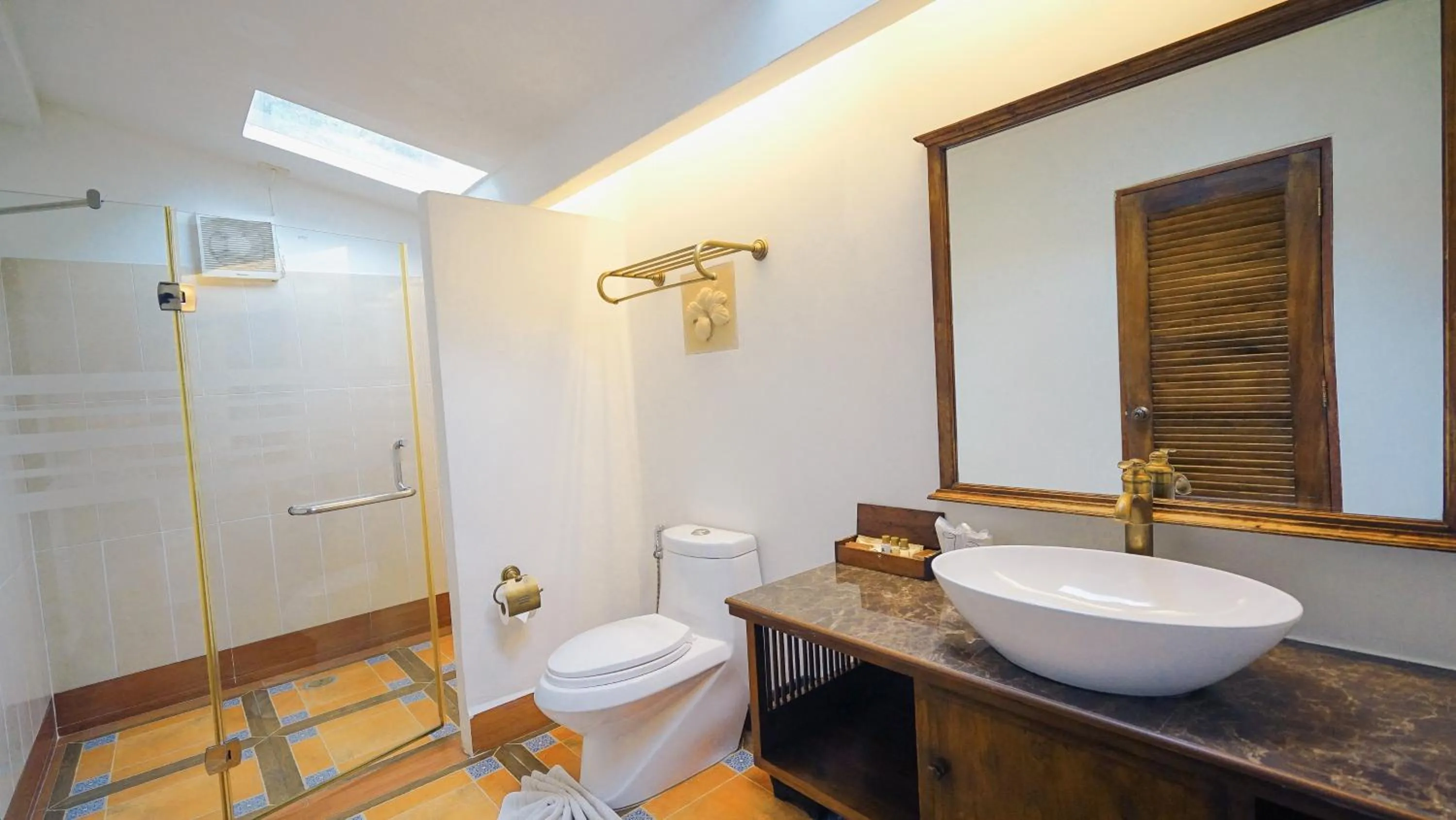 Bathroom in E-outfitting Boutique Chiang Mai