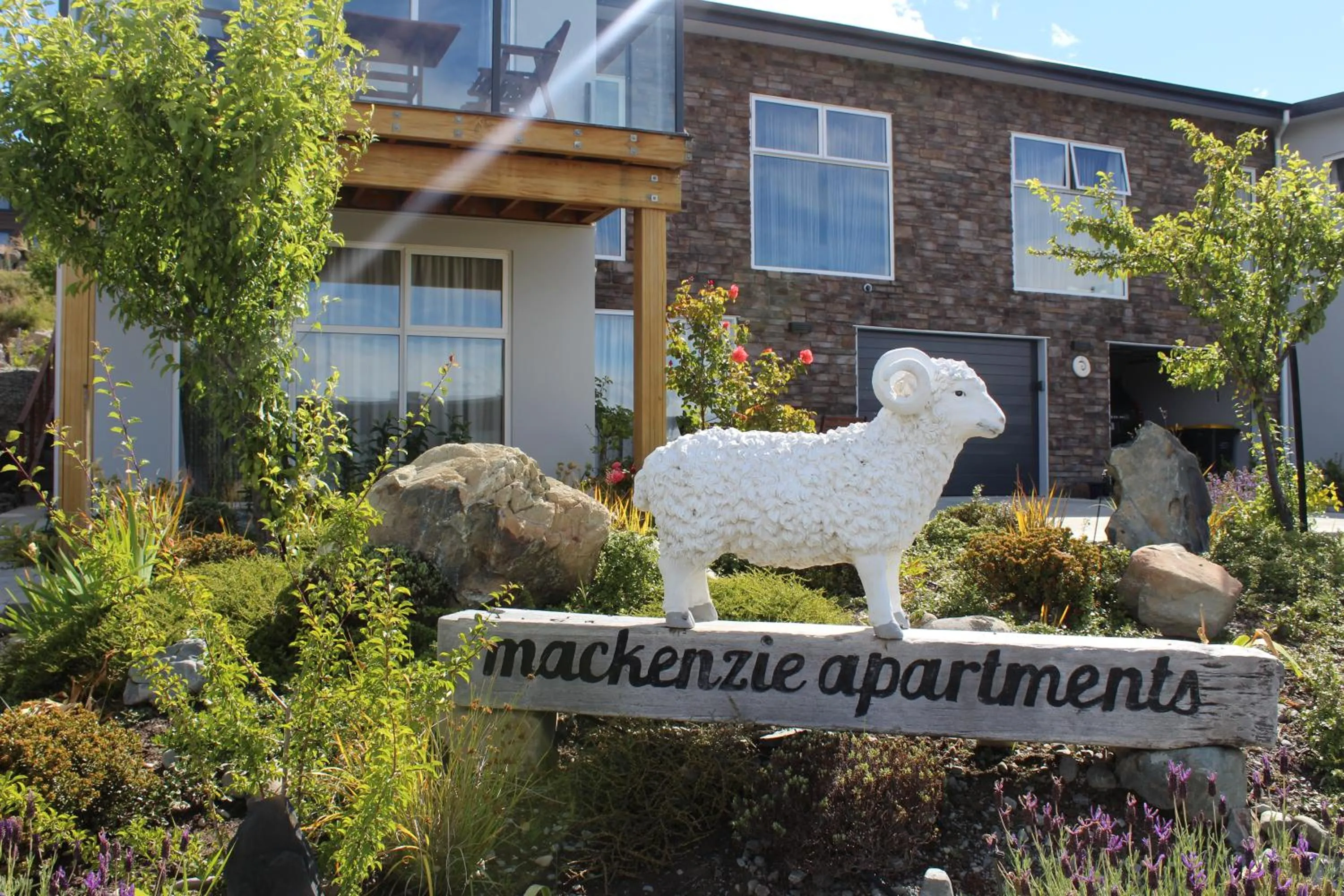 Facade/entrance in The Mackenzie Apartments