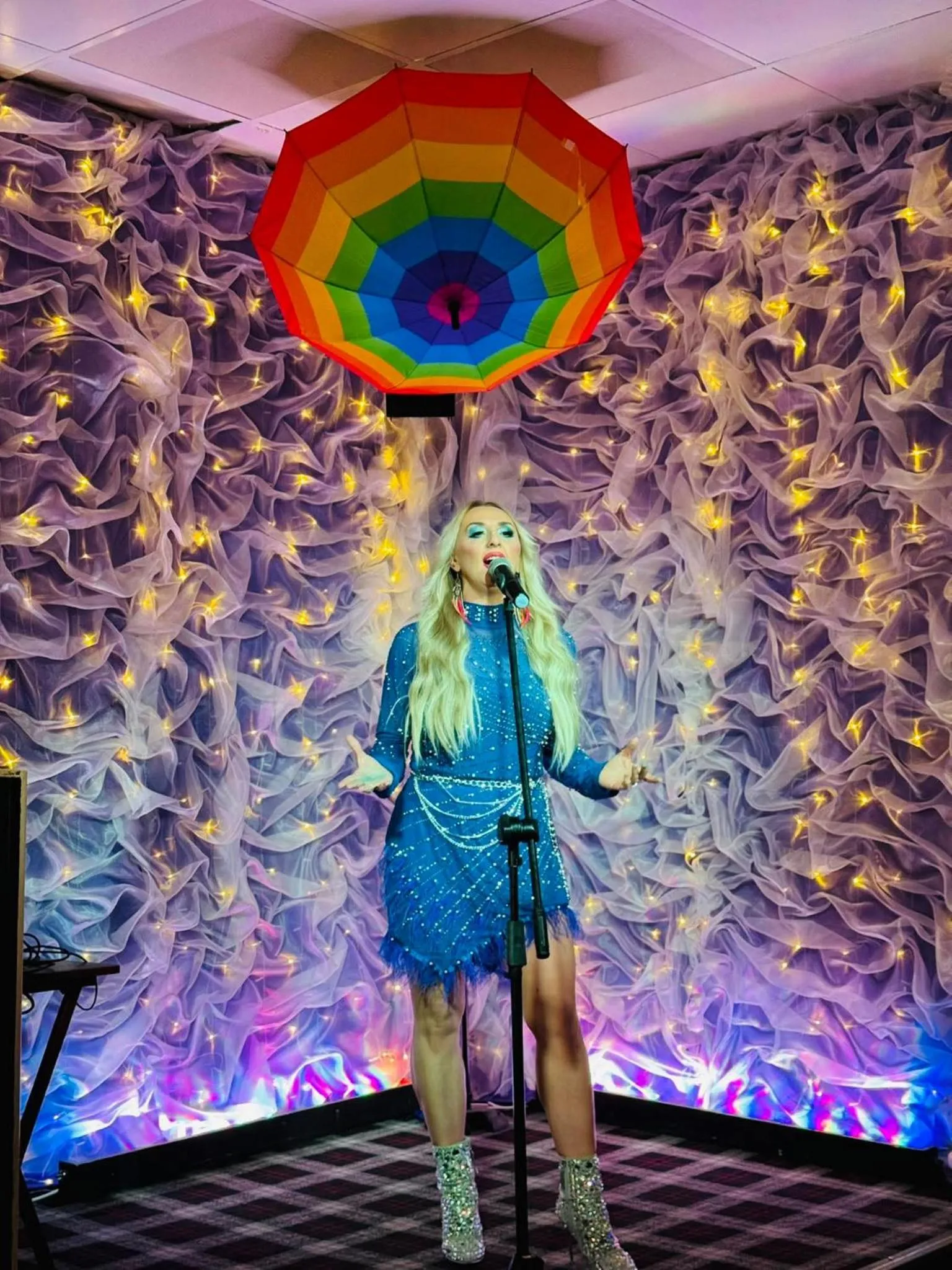 Evening entertainment in Peek-a-Booze - Budget Hotel - Adults Only