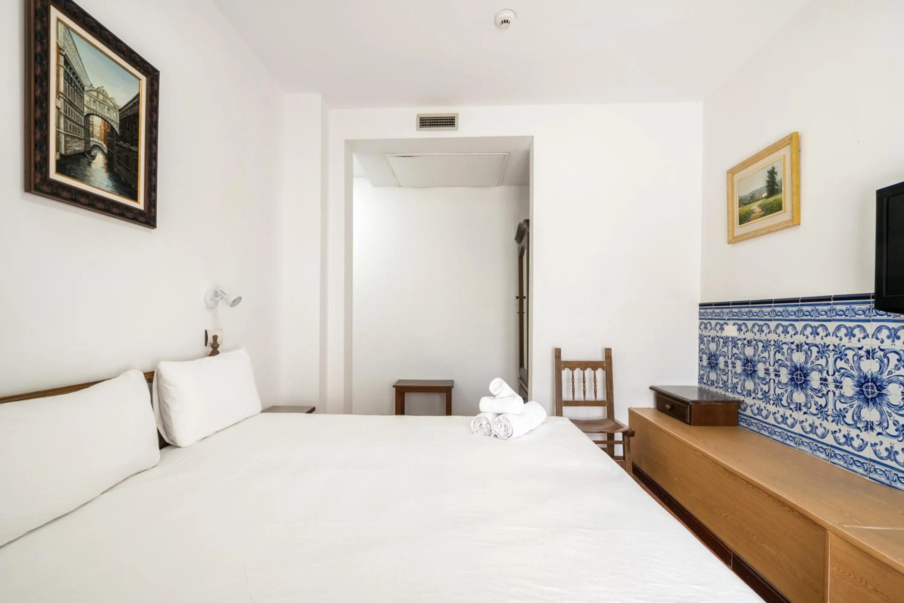 Bed in Hotel La Quinta de Santillán