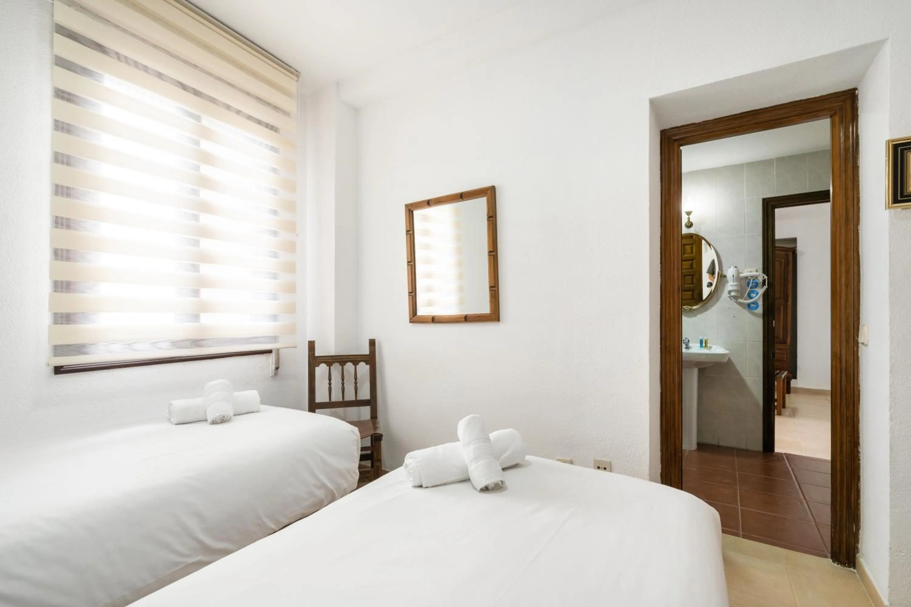 Bed in Hotel La Quinta de Santillán