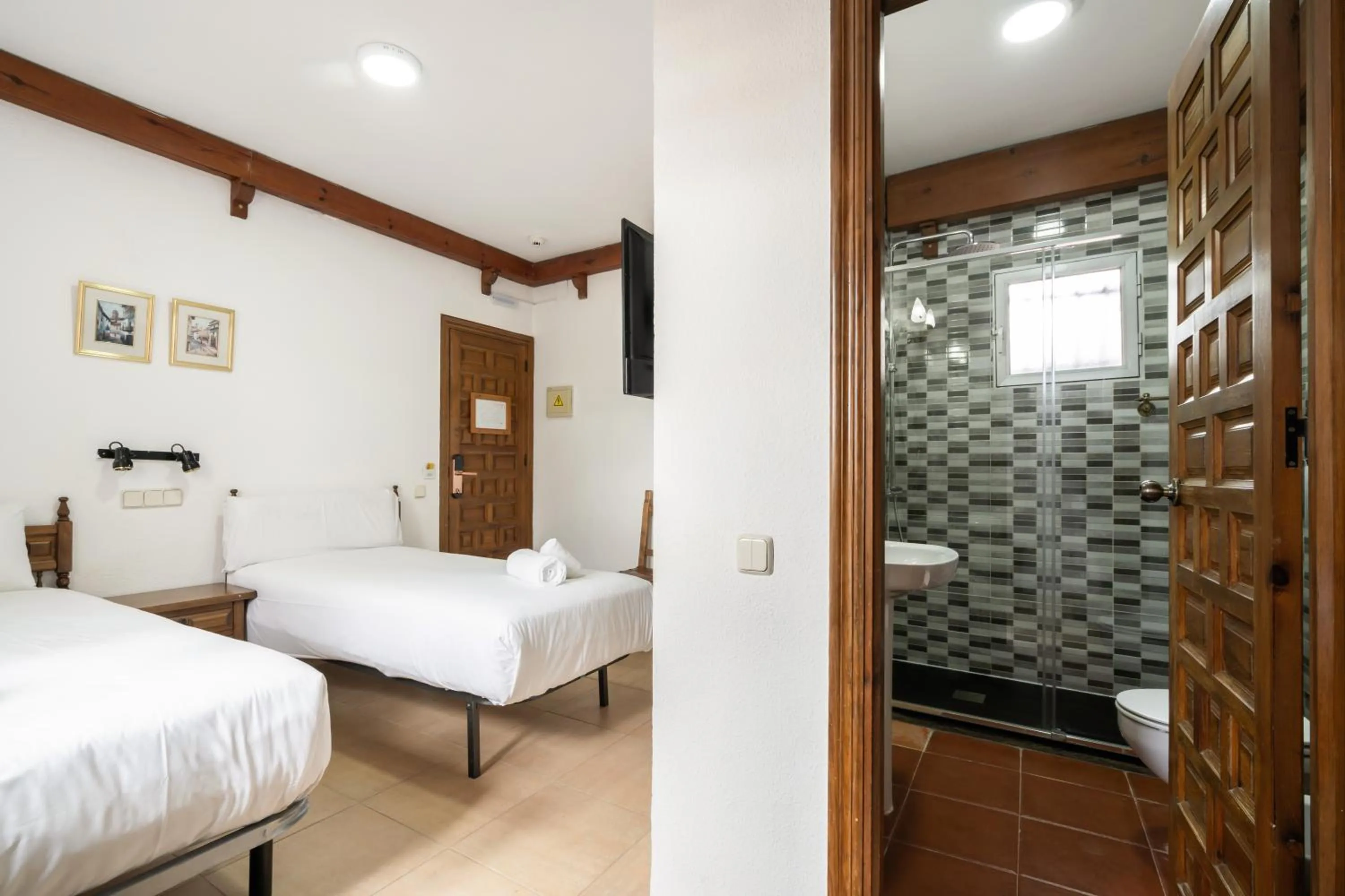 Bed in Hotel La Quinta de Santillán