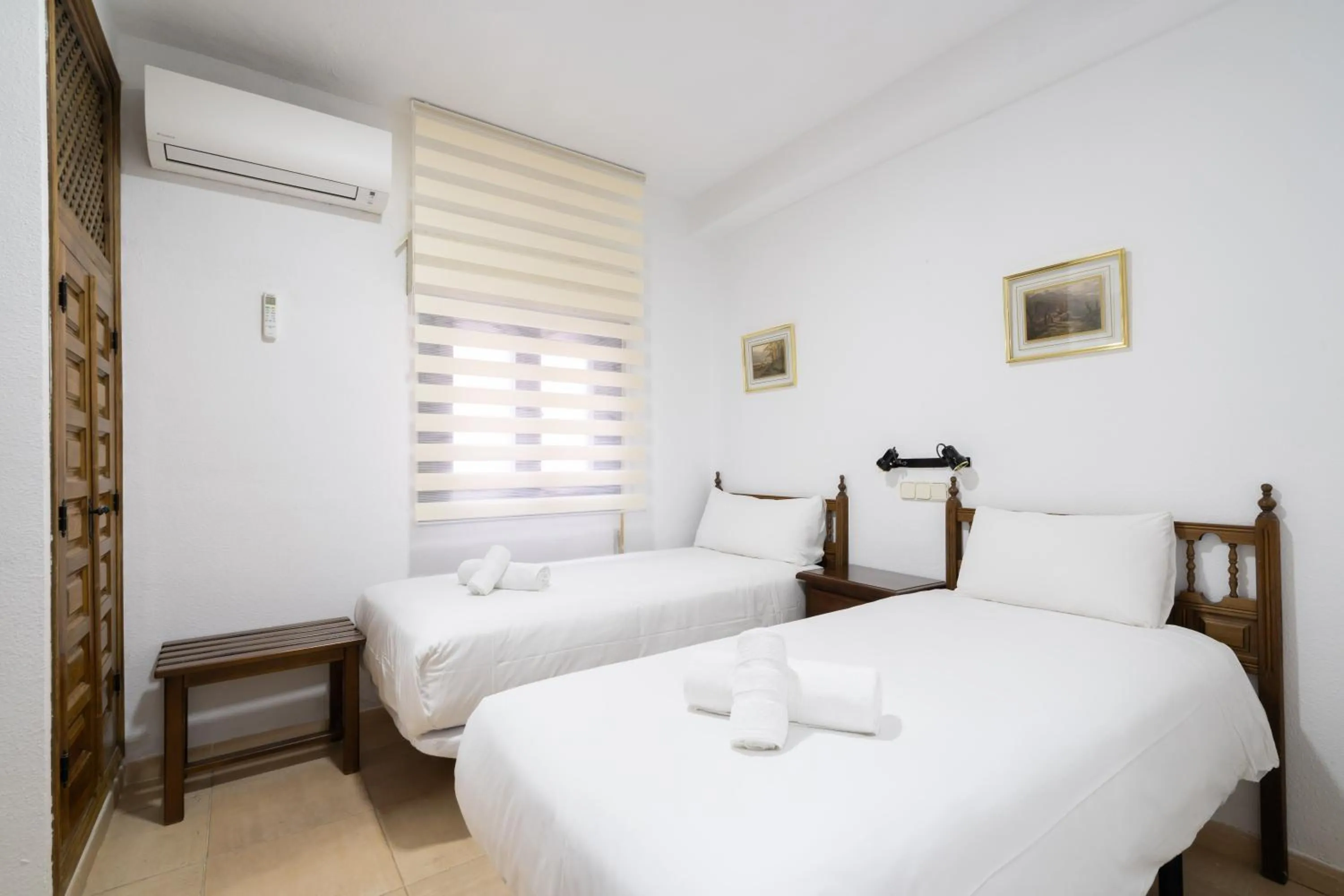 Bed in Hotel La Quinta de Santillán