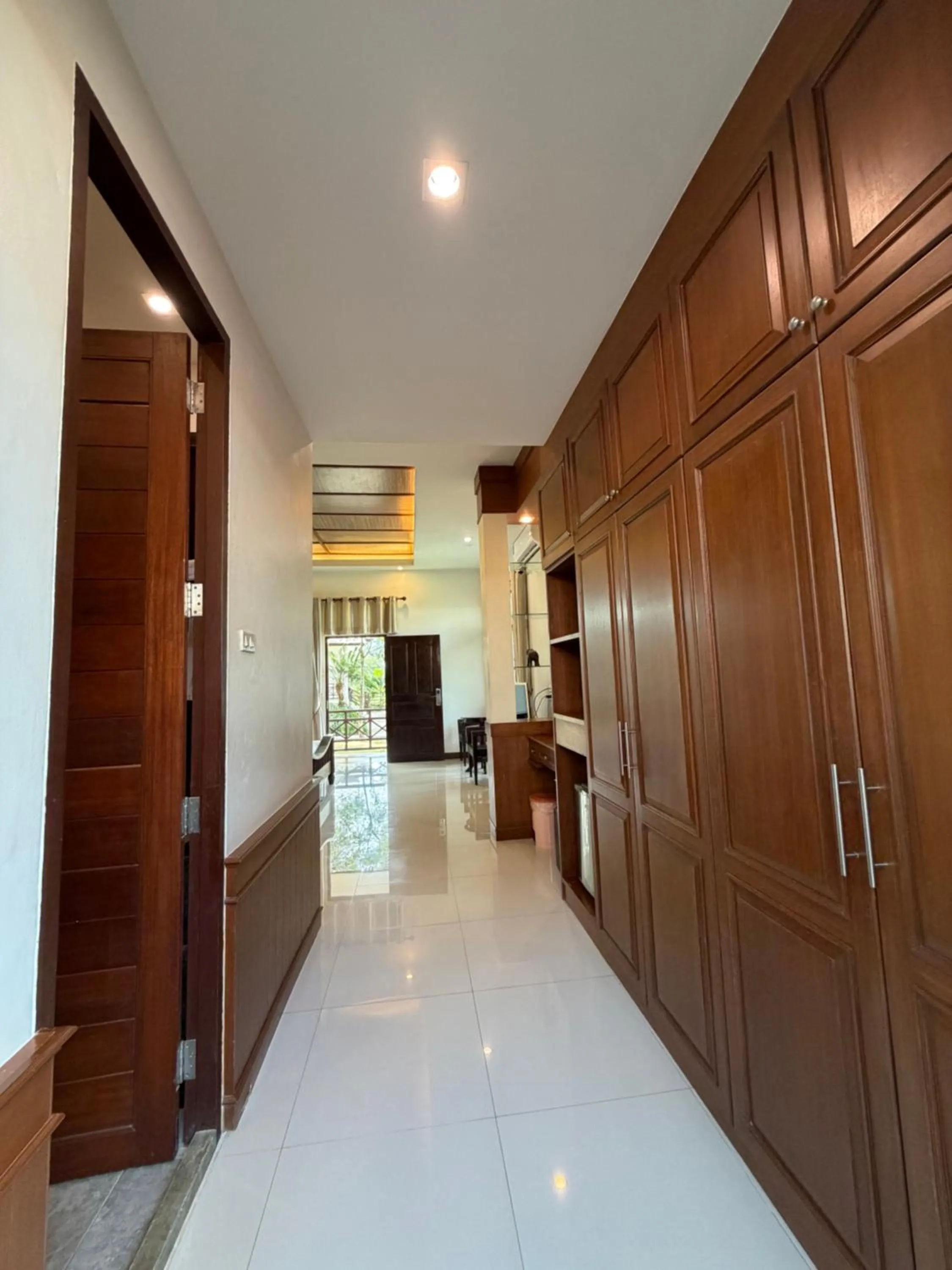 Bed in Bhu Tarn Koh Chang Resort & Spa