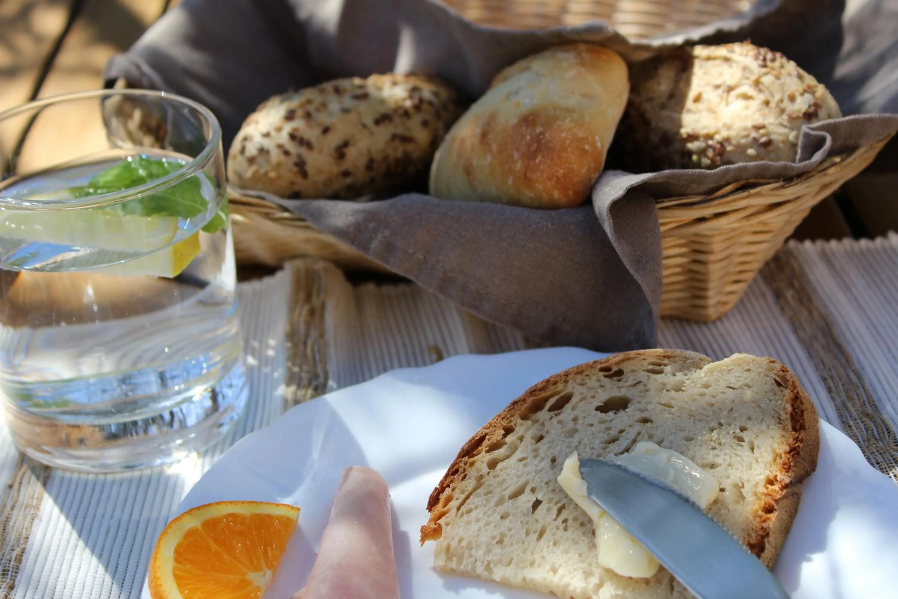 Food and drinks in Quinta Pedagógica da Samoqueirinha - Duna Parque Resorts & Hotels