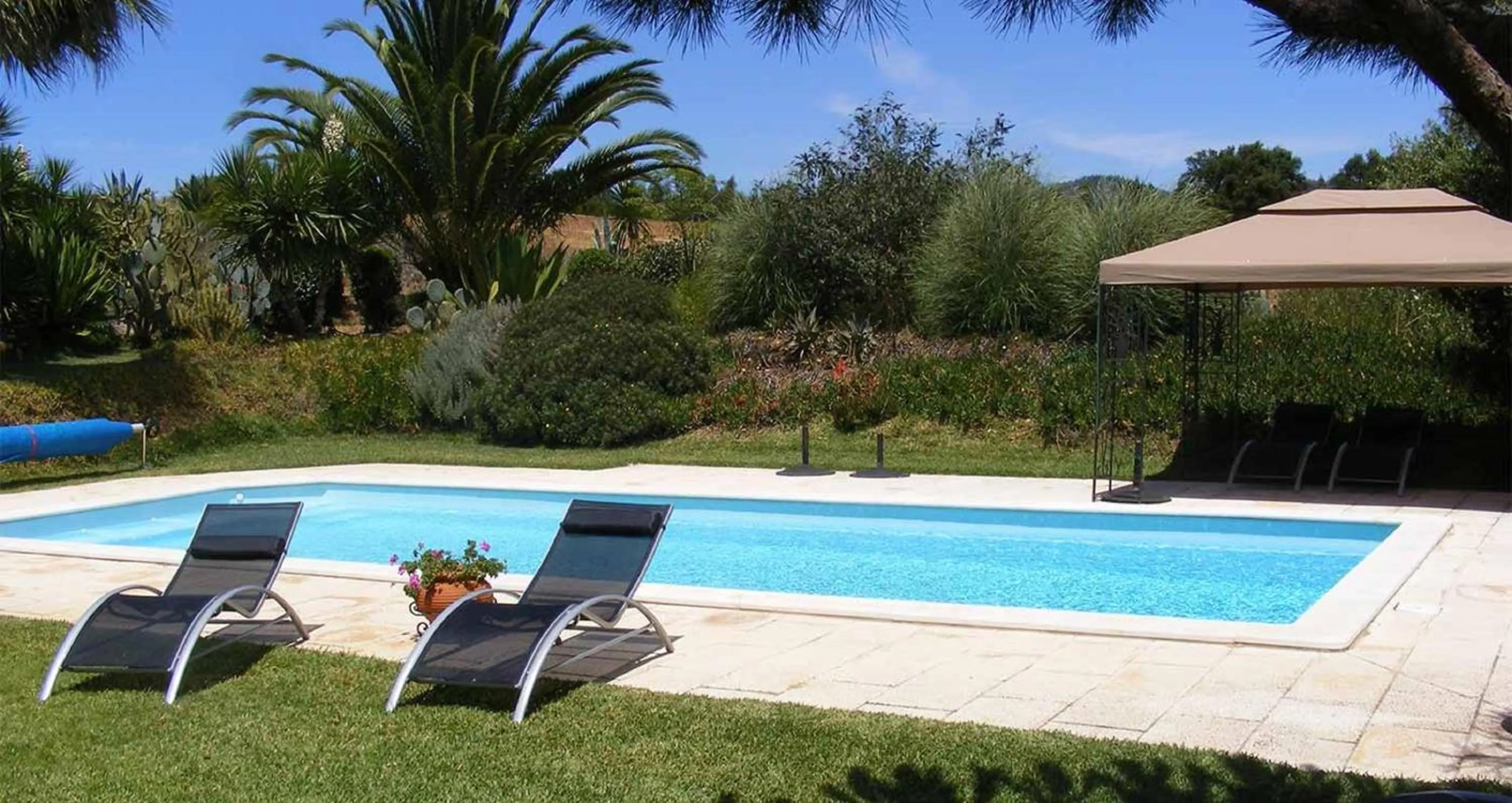 Swimming pool in Quinta Pedagógica da Samoqueirinha - Duna Parque Resorts & Hotels
