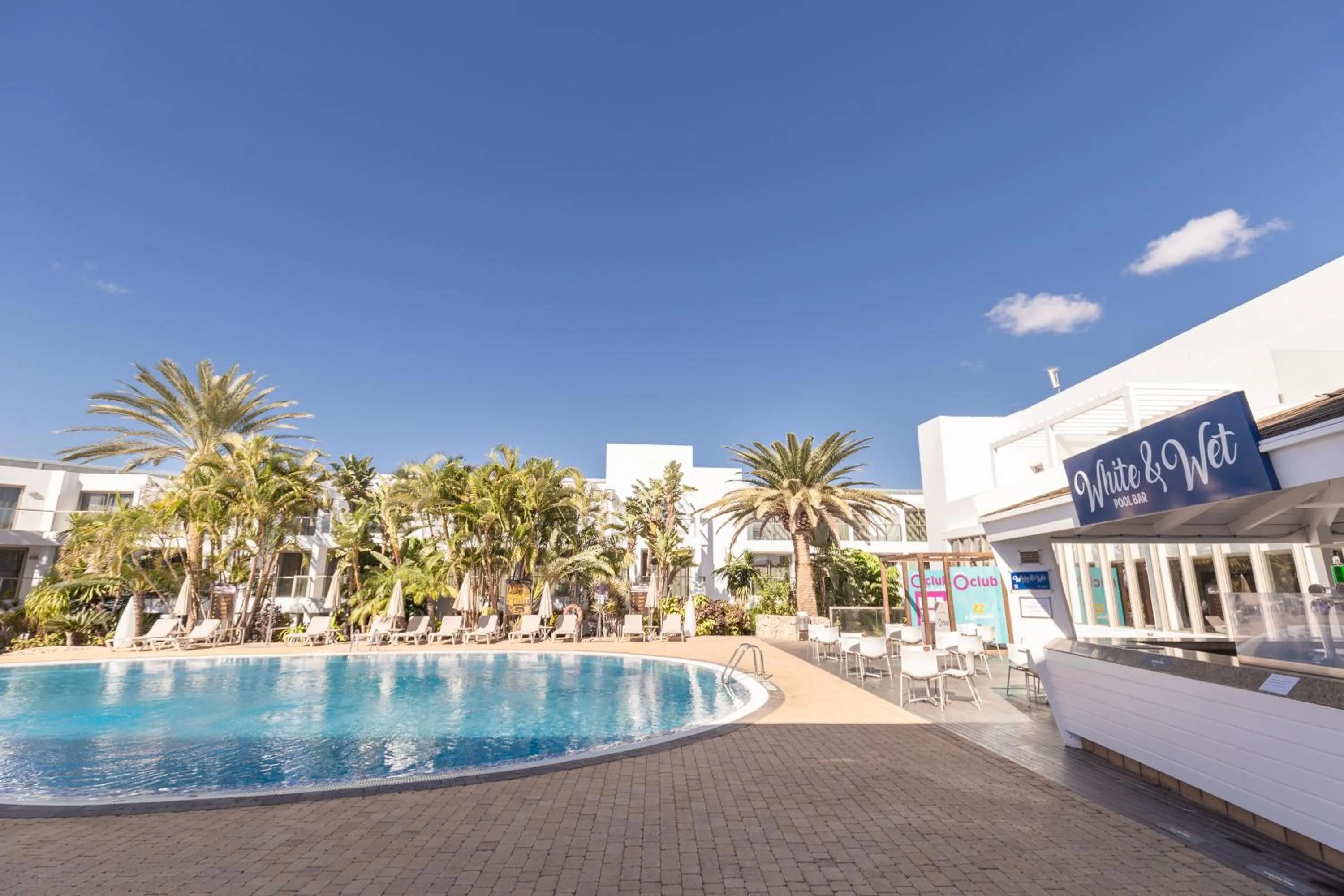 Lounge or bar in R2 Bahia Playa - Adults Only