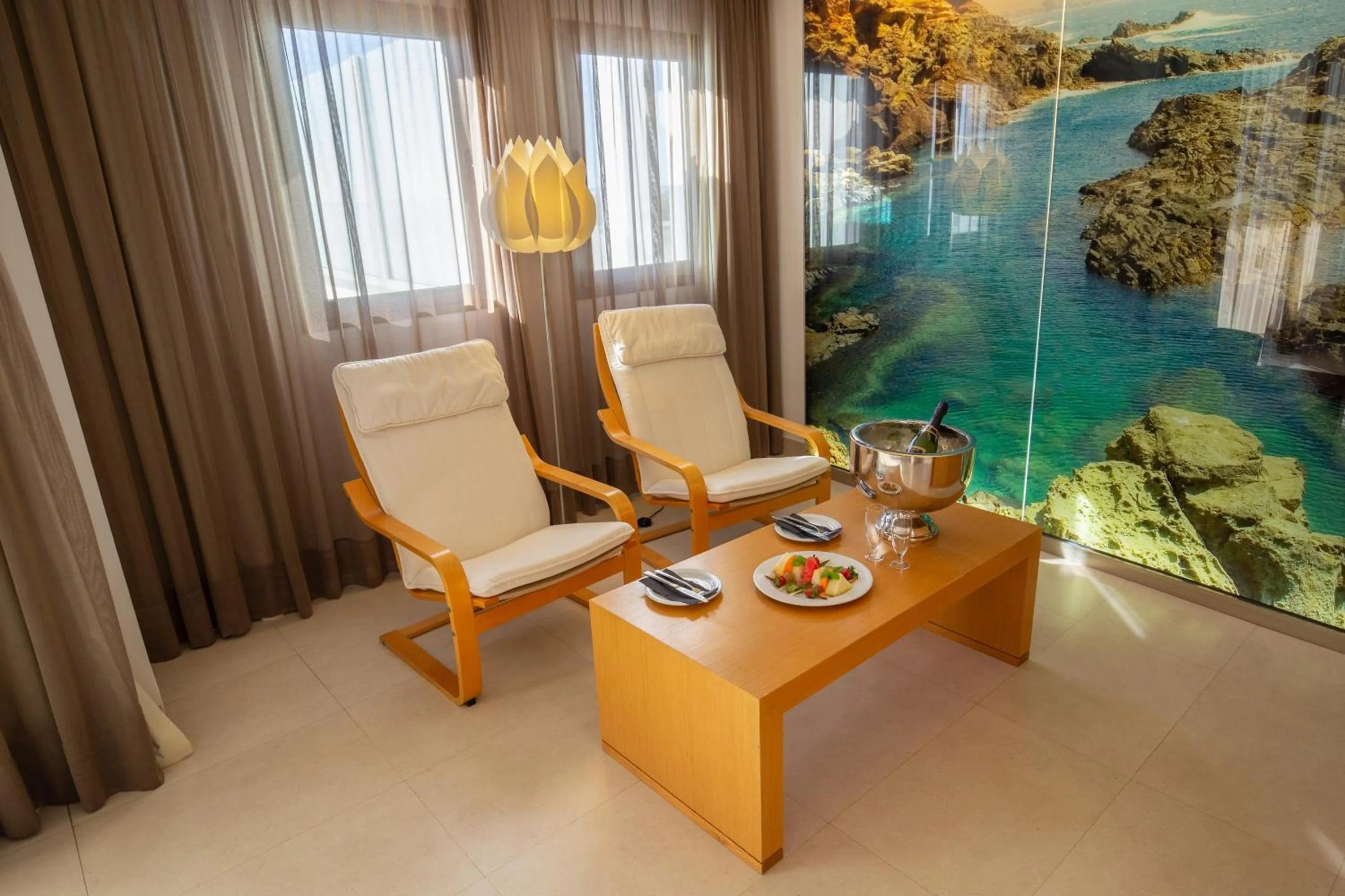 Photo of the whole room in R2 Bahia Playa - Adults Only