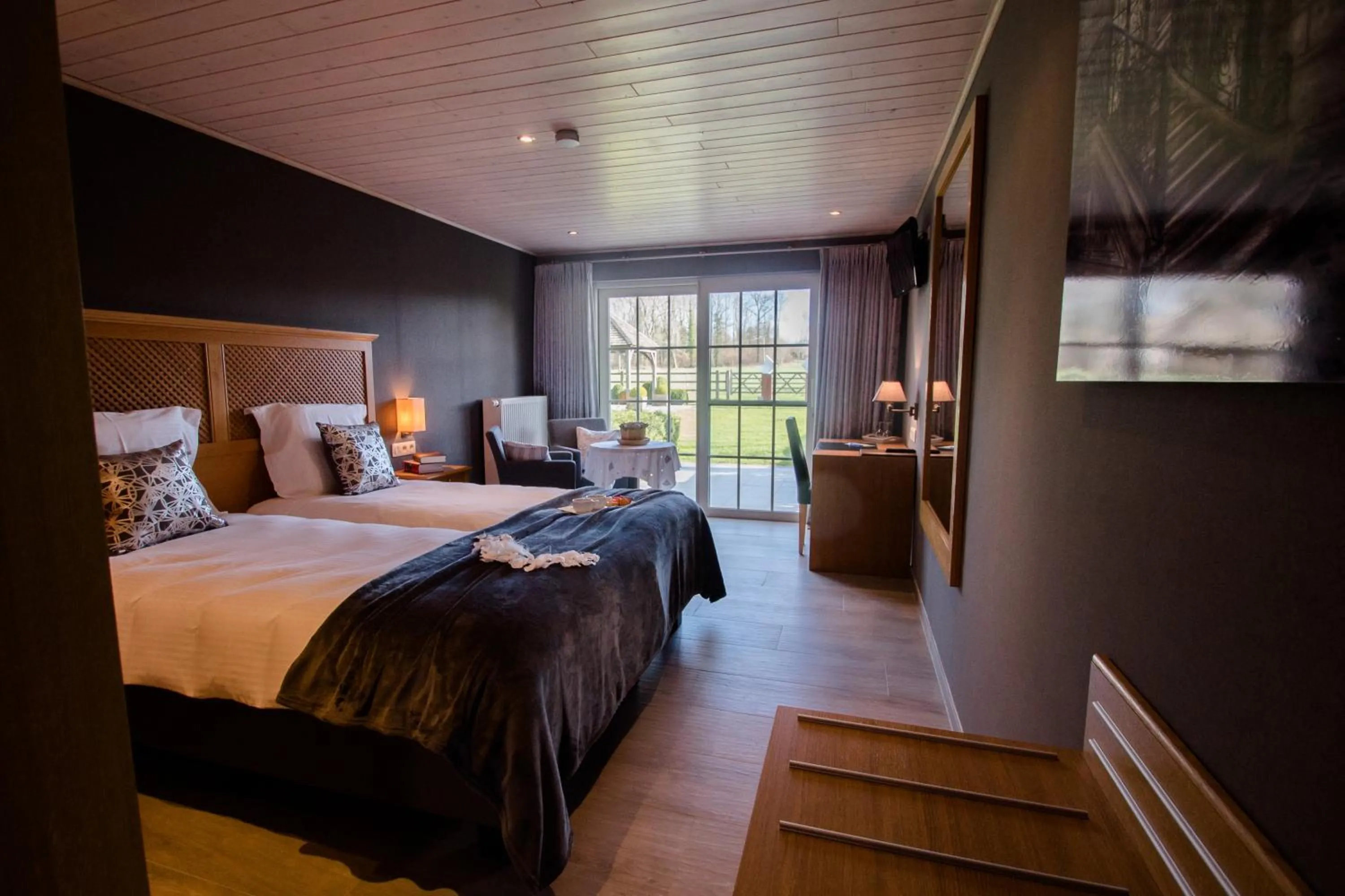 Photo of the whole room, Bed in B&B De Bergvallei