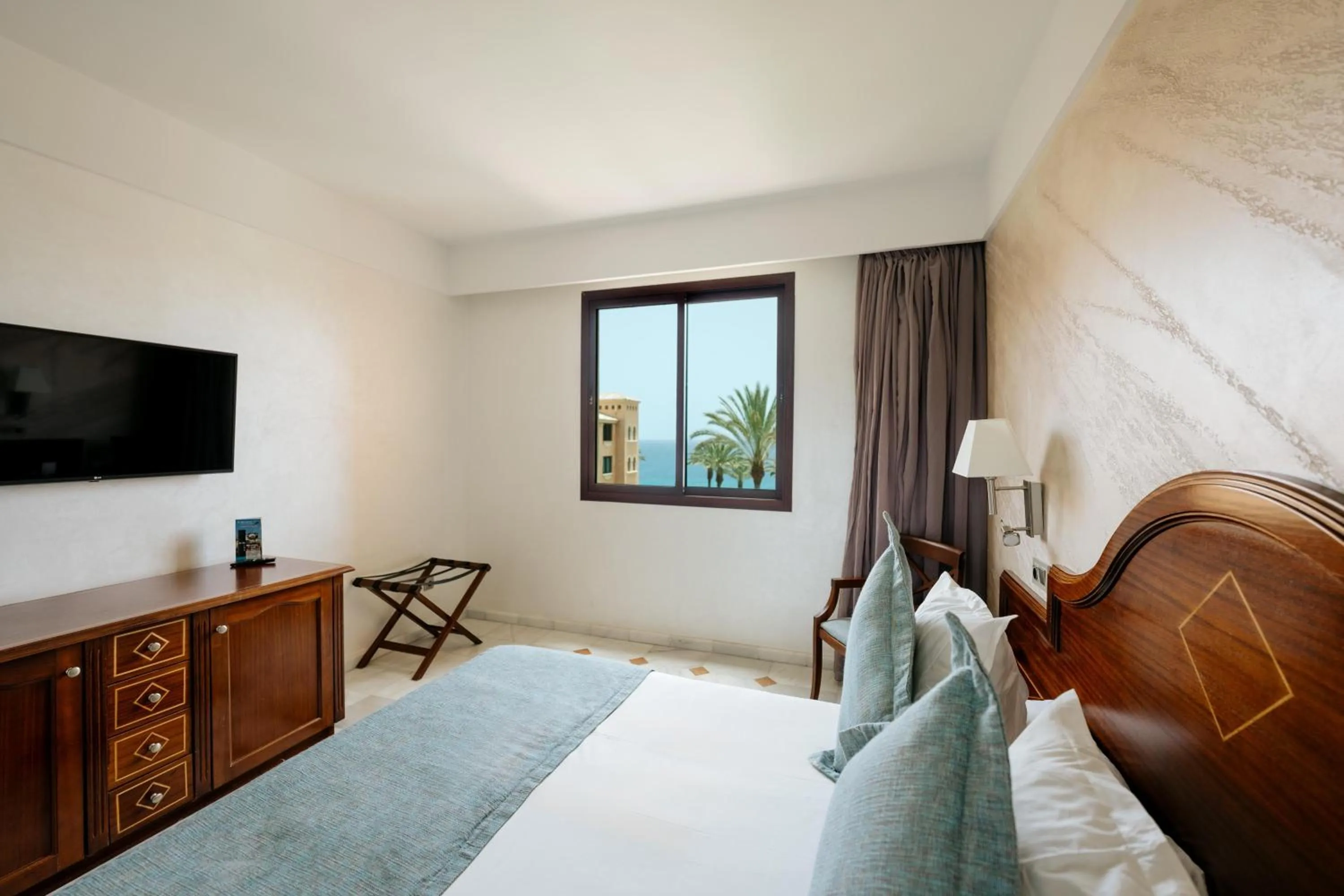 Photo of the whole room, Bed in R2 Rio Calma