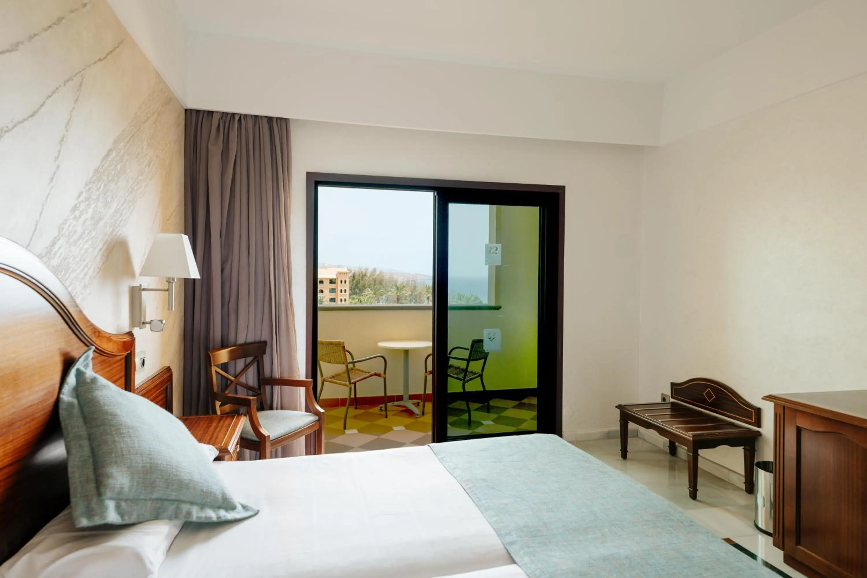 Photo of the whole room, Bed in R2 Rio Calma