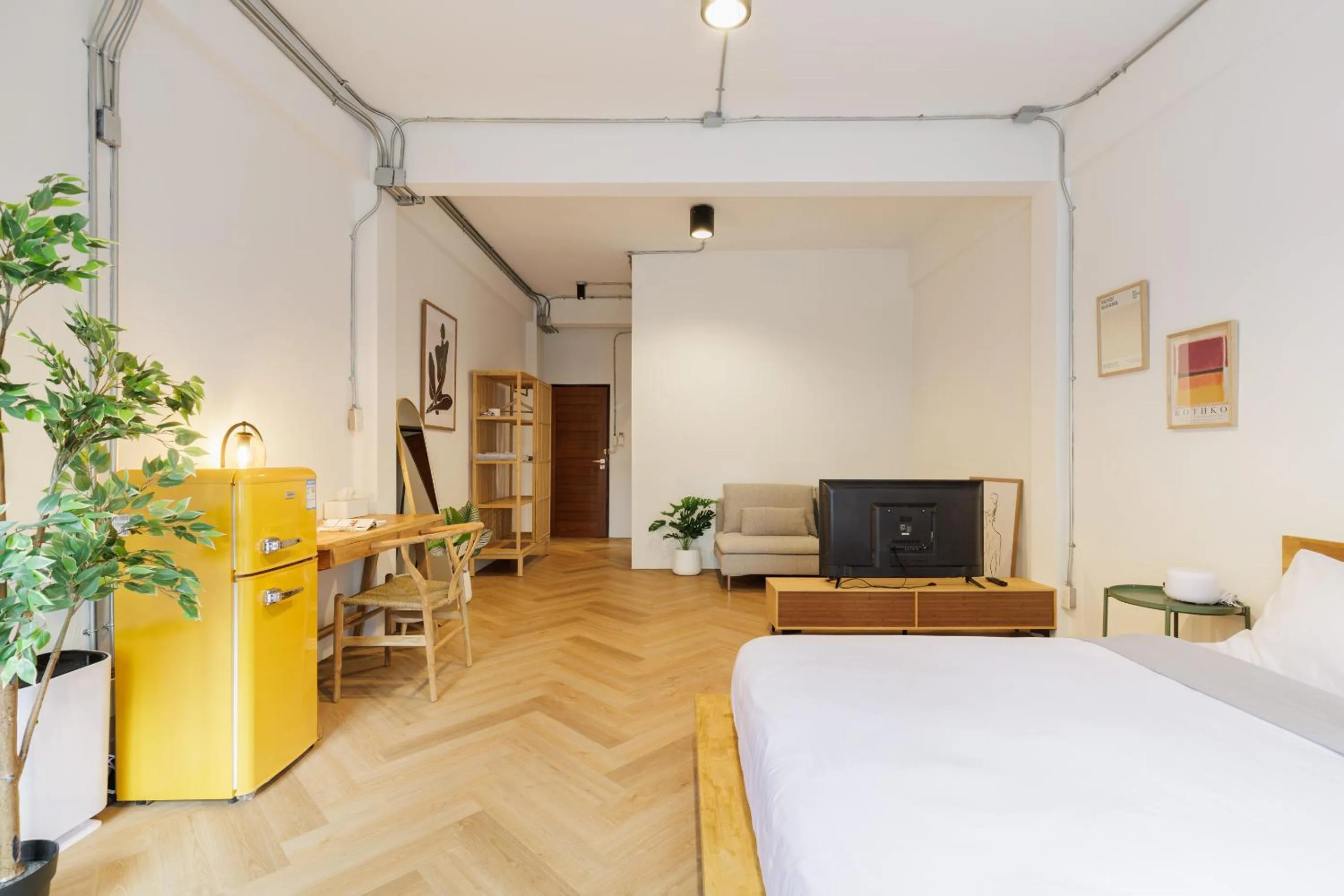 View (from property/room), Bed in Wabisabi Bangkok 3 MIN To Train Station