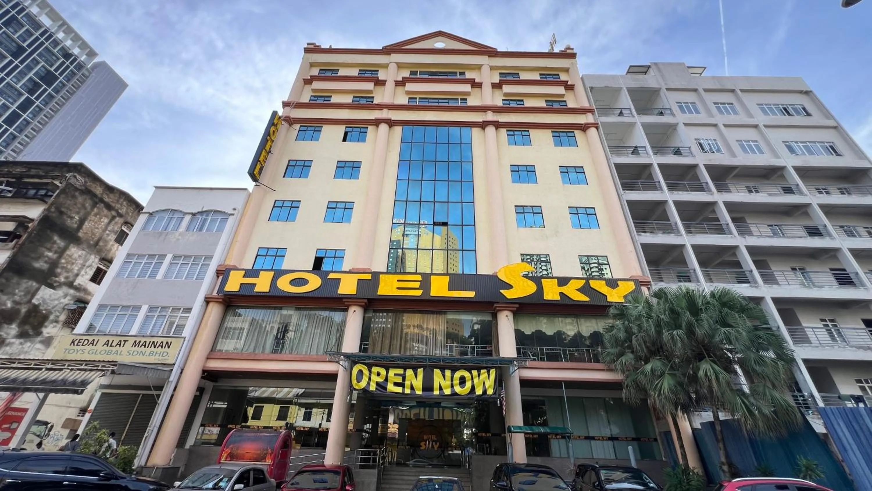 Property building in Sky Hotel Chow Kit PWTC