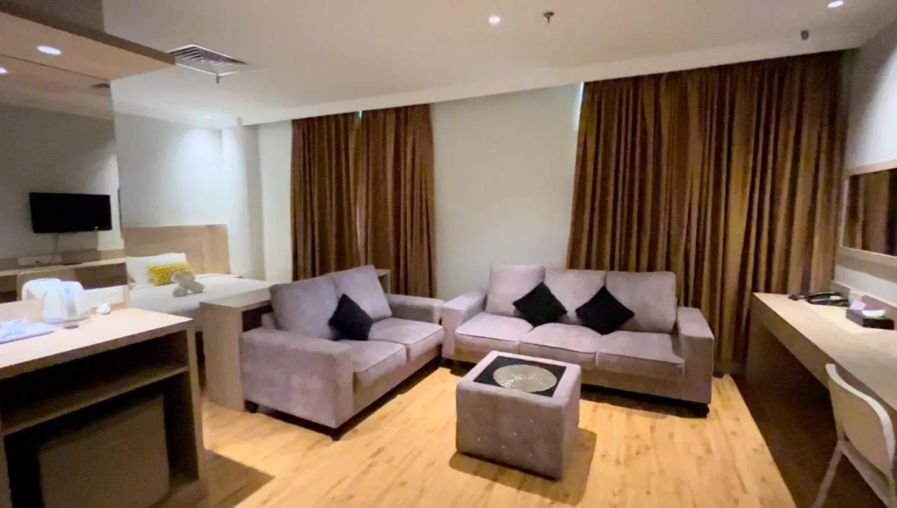 Bedroom, Bed in Sky Hotel Chow Kit PWTC