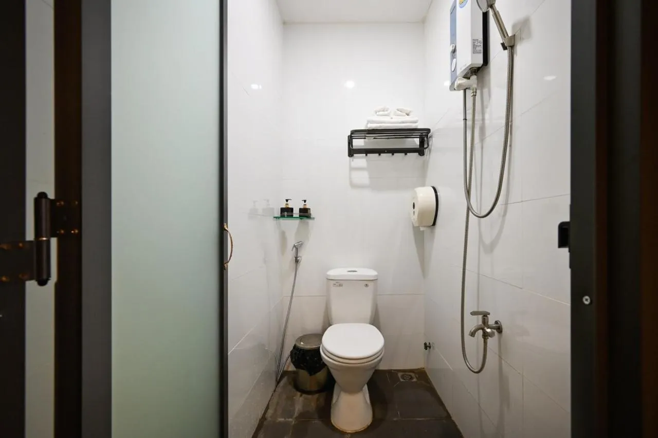 Bathroom in Ben Thanh Inn - M&A