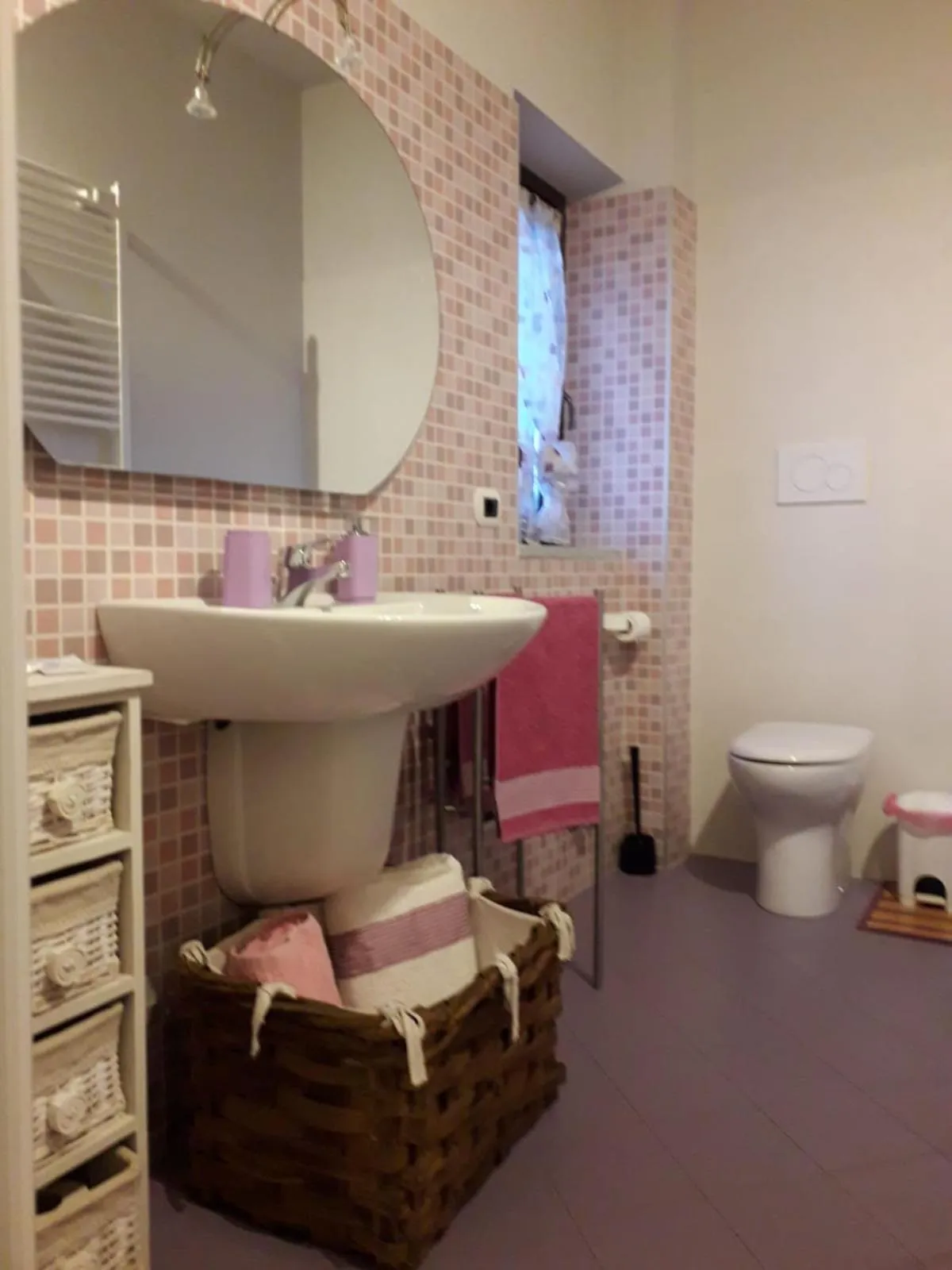 Toilet in Bed and Breakfast Ca D'Pandin