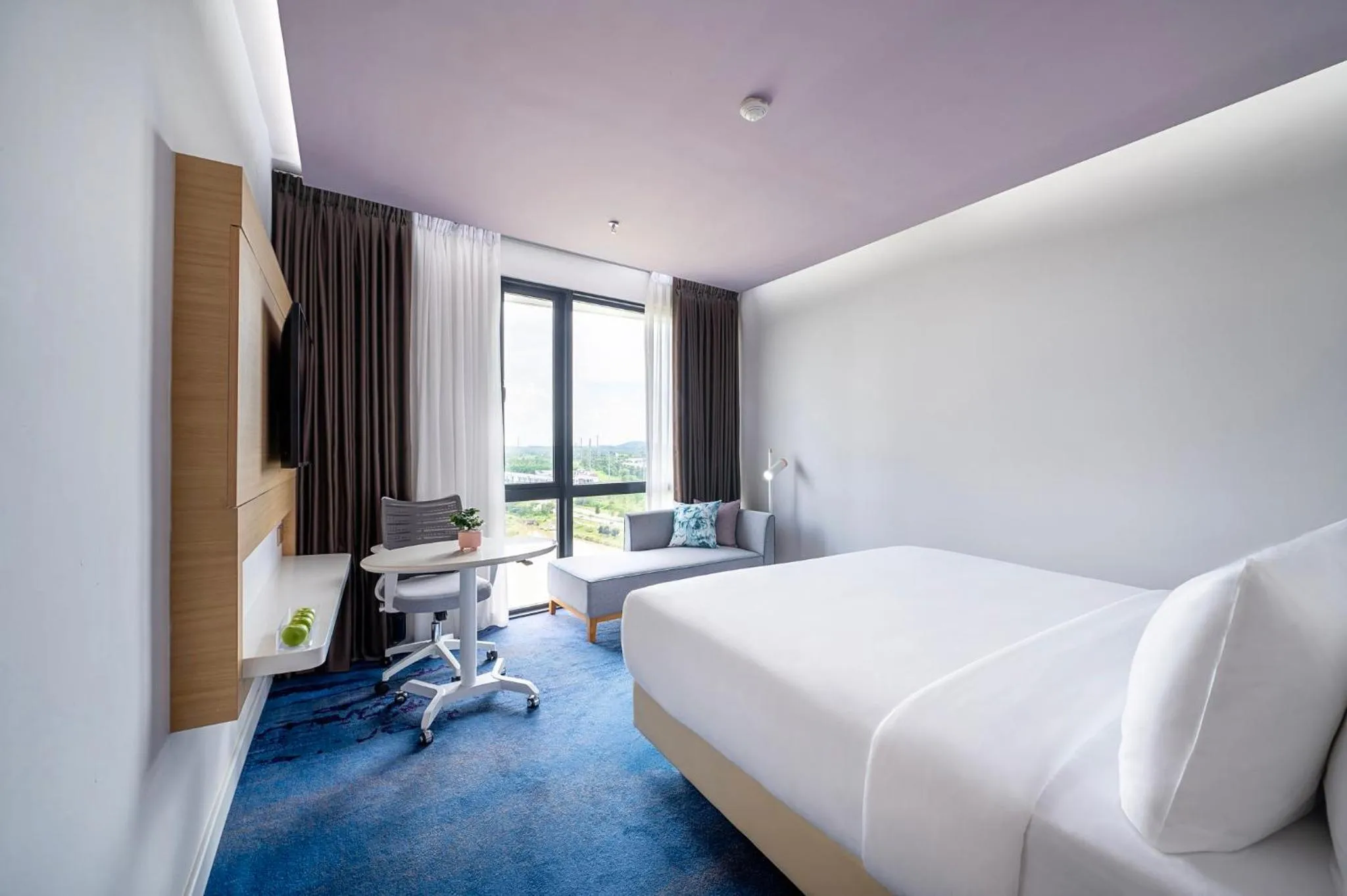 Photo of the whole room, Bed in OZO Medini Malaysia