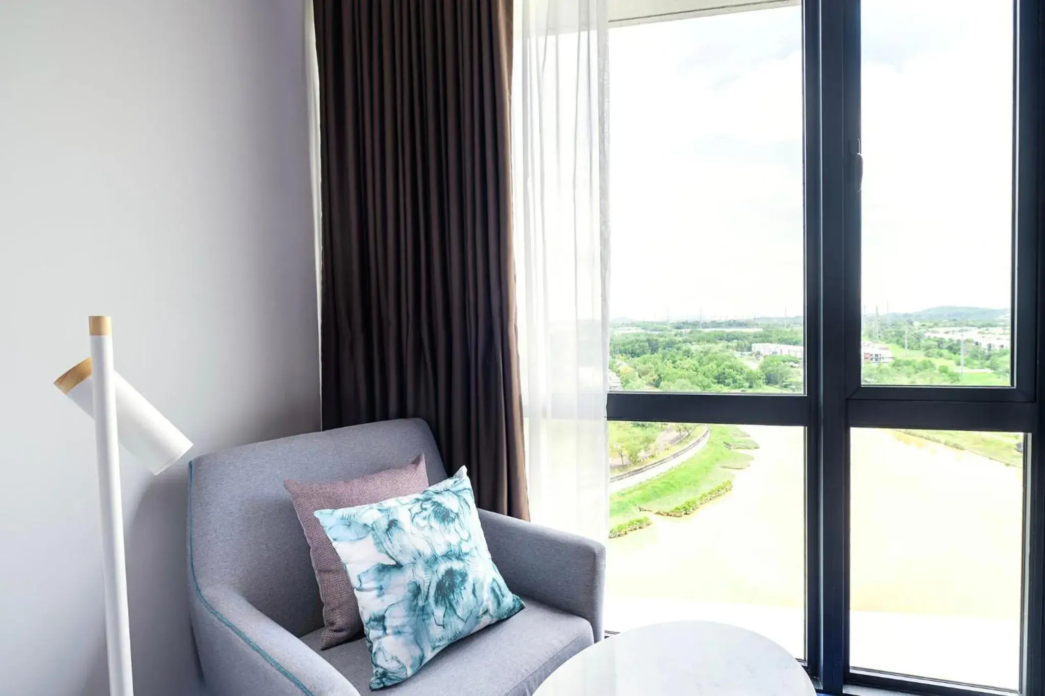 Deluxe King Room in OZO Medini Malaysia Deluxe King Room in OZO Medini Malaysia