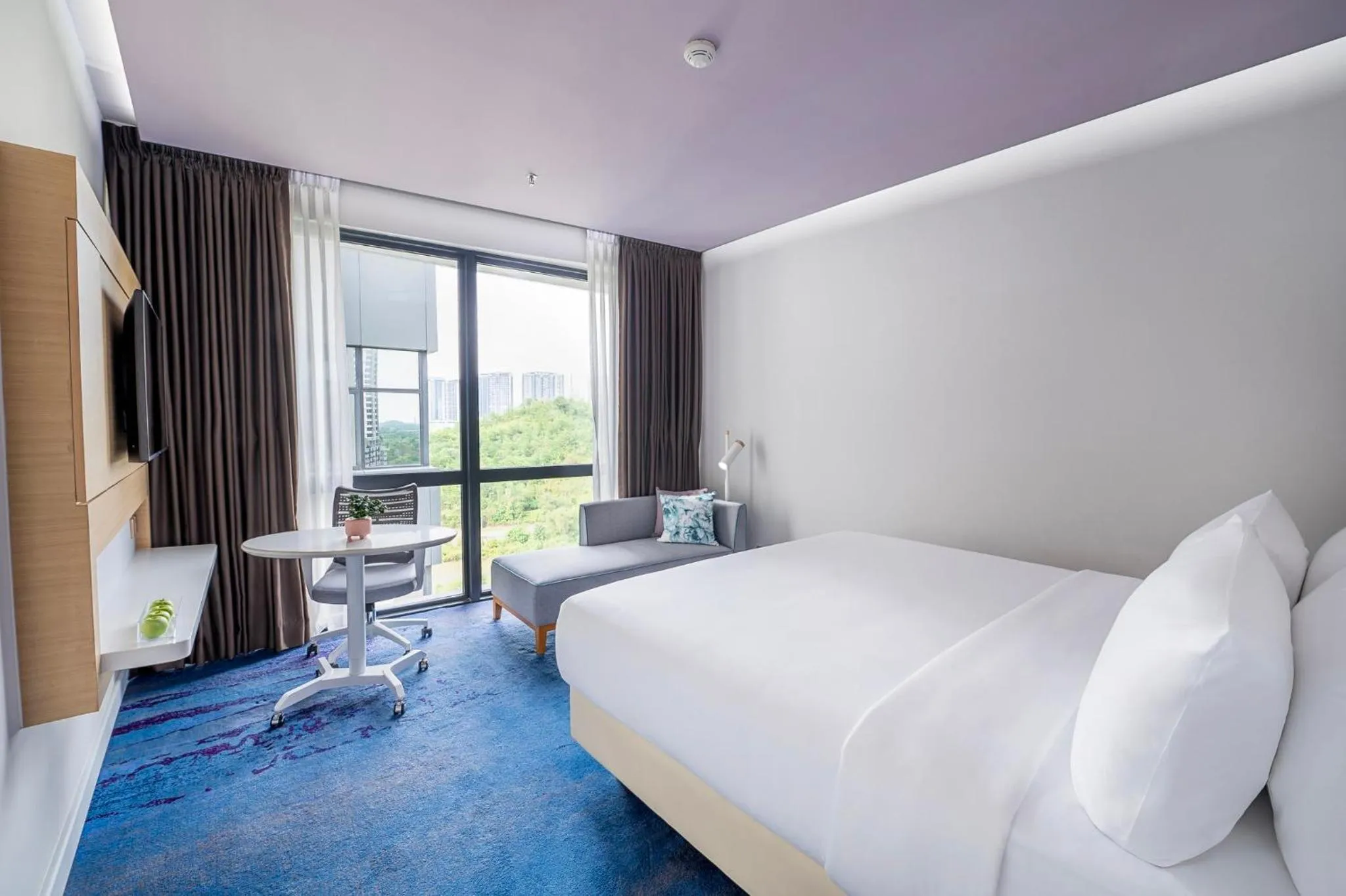 Photo of the whole room, Bed in OZO Medini Malaysia