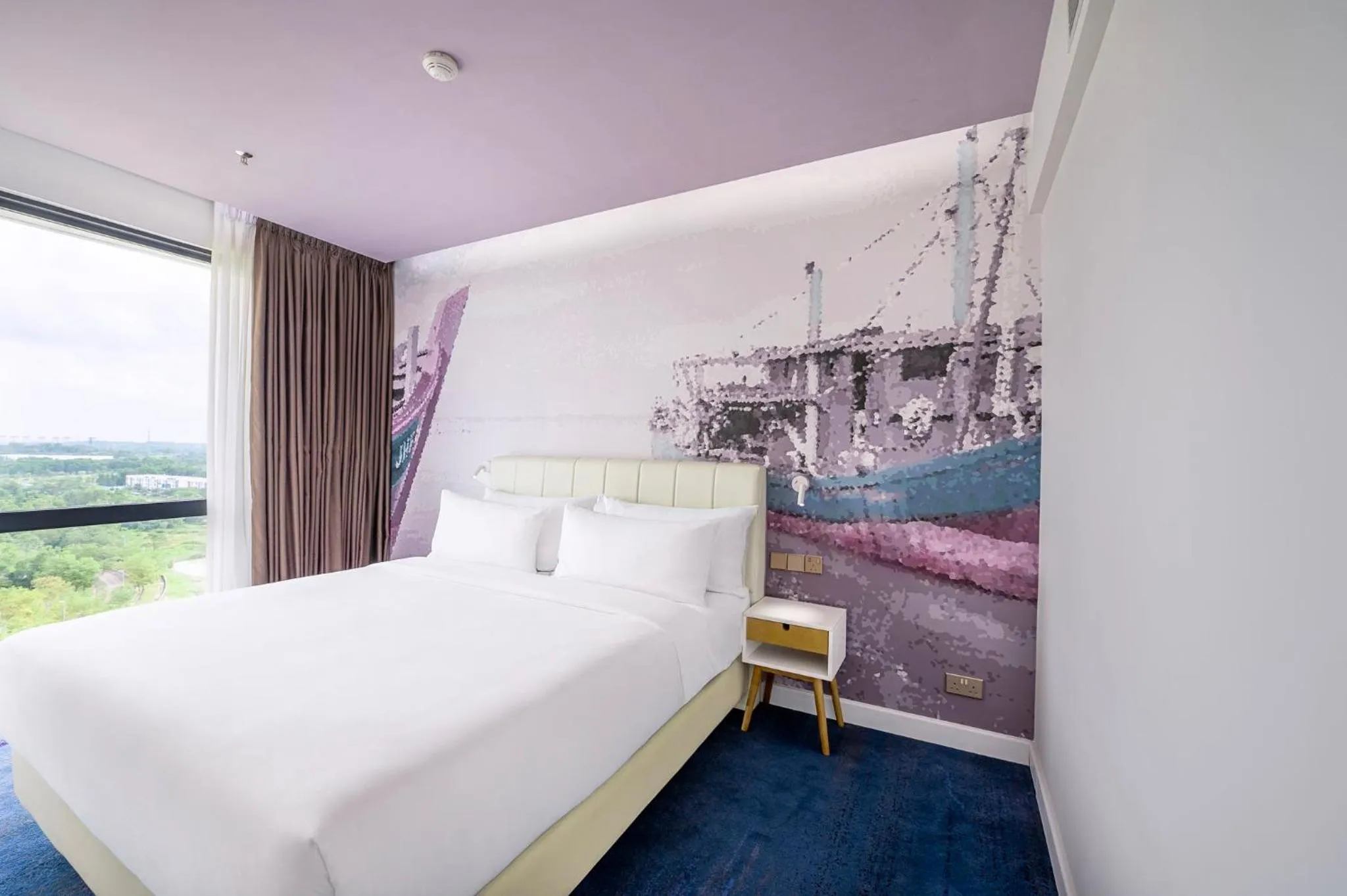 Photo of the whole room, Bed in OZO Medini Malaysia