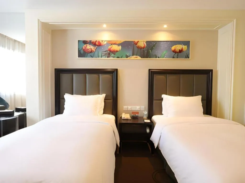 Bed in Jinjiang Metropolo Hotel Classiq YMCA People Square